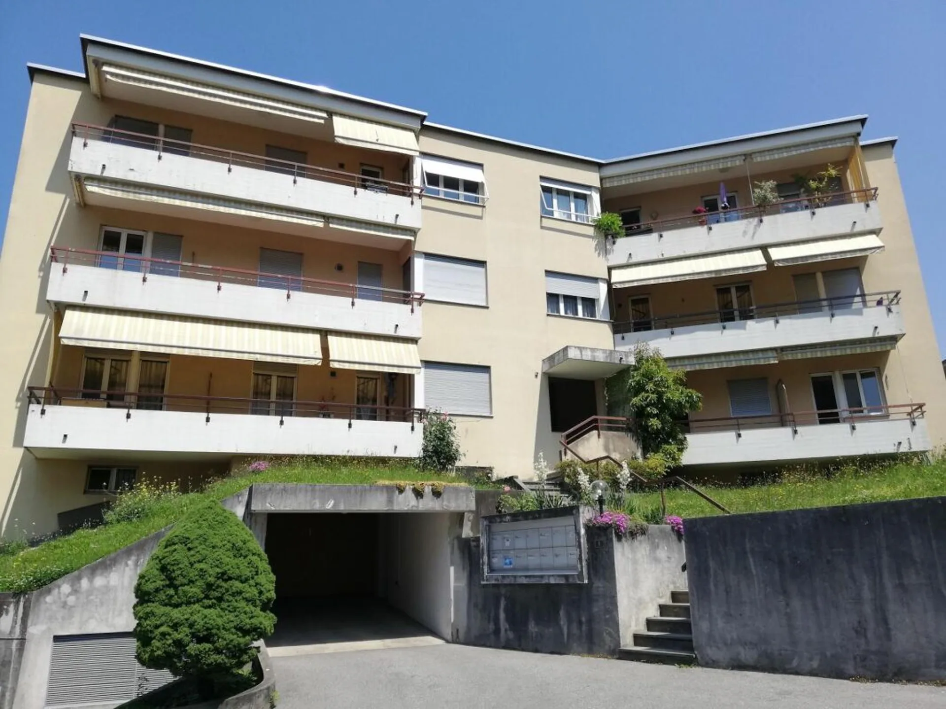 9720, Via Ventuno 6, Apartment 103