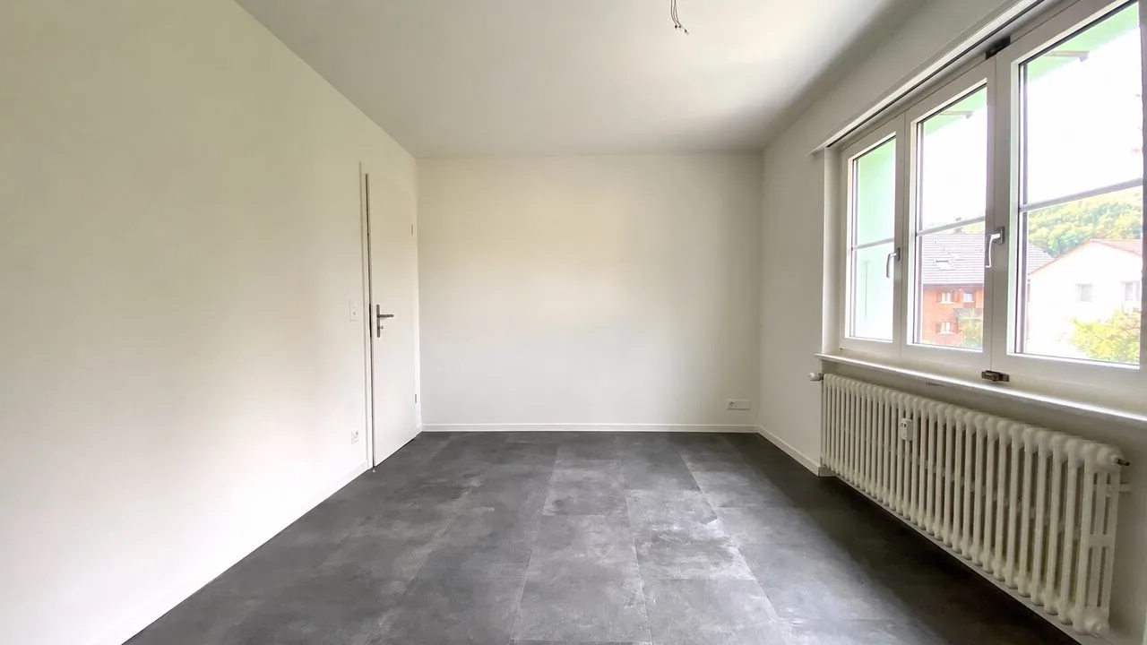 Modern 3.5-room apartment with spacious balcony