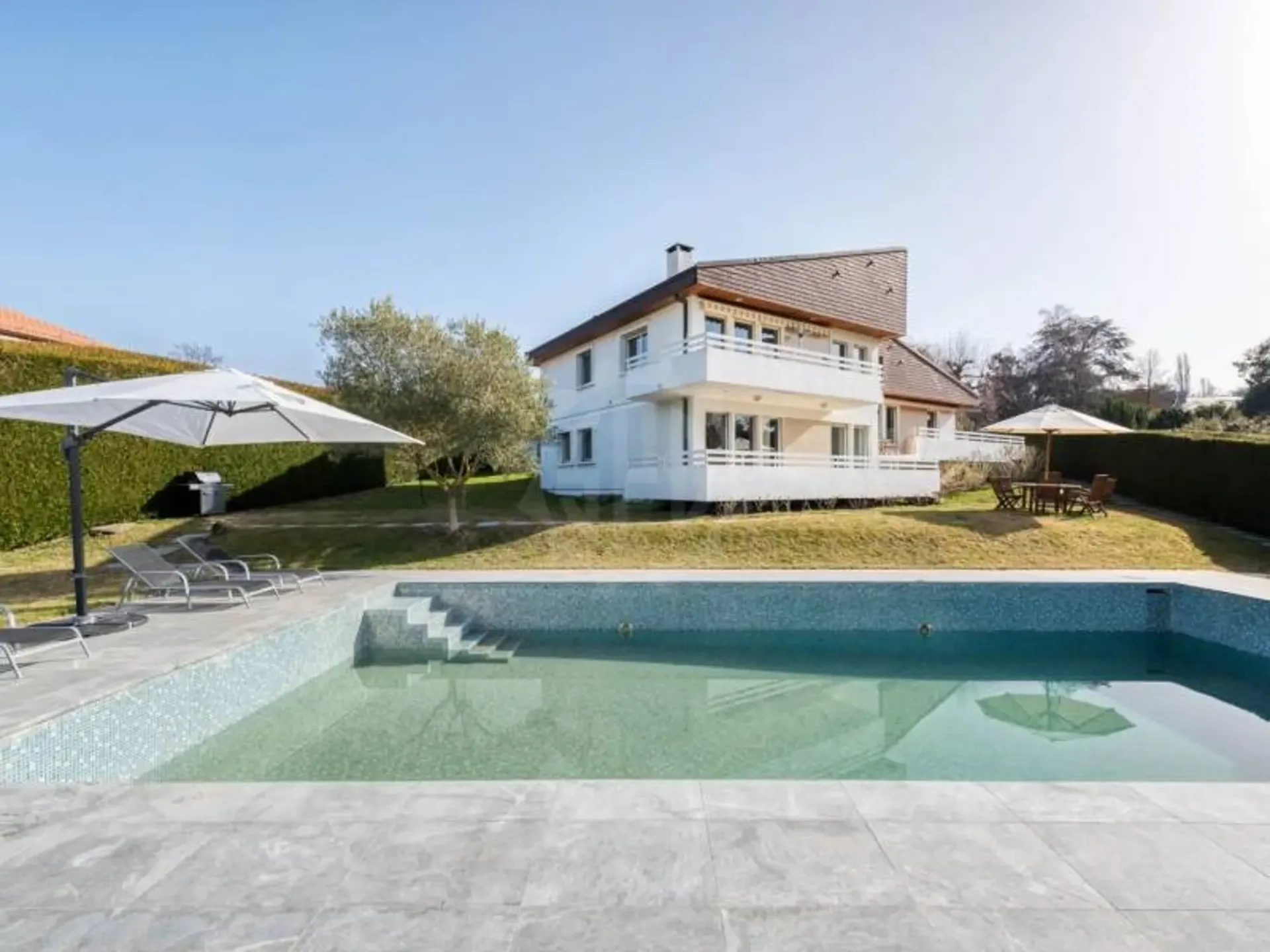 Herzliche Villa - Cologny