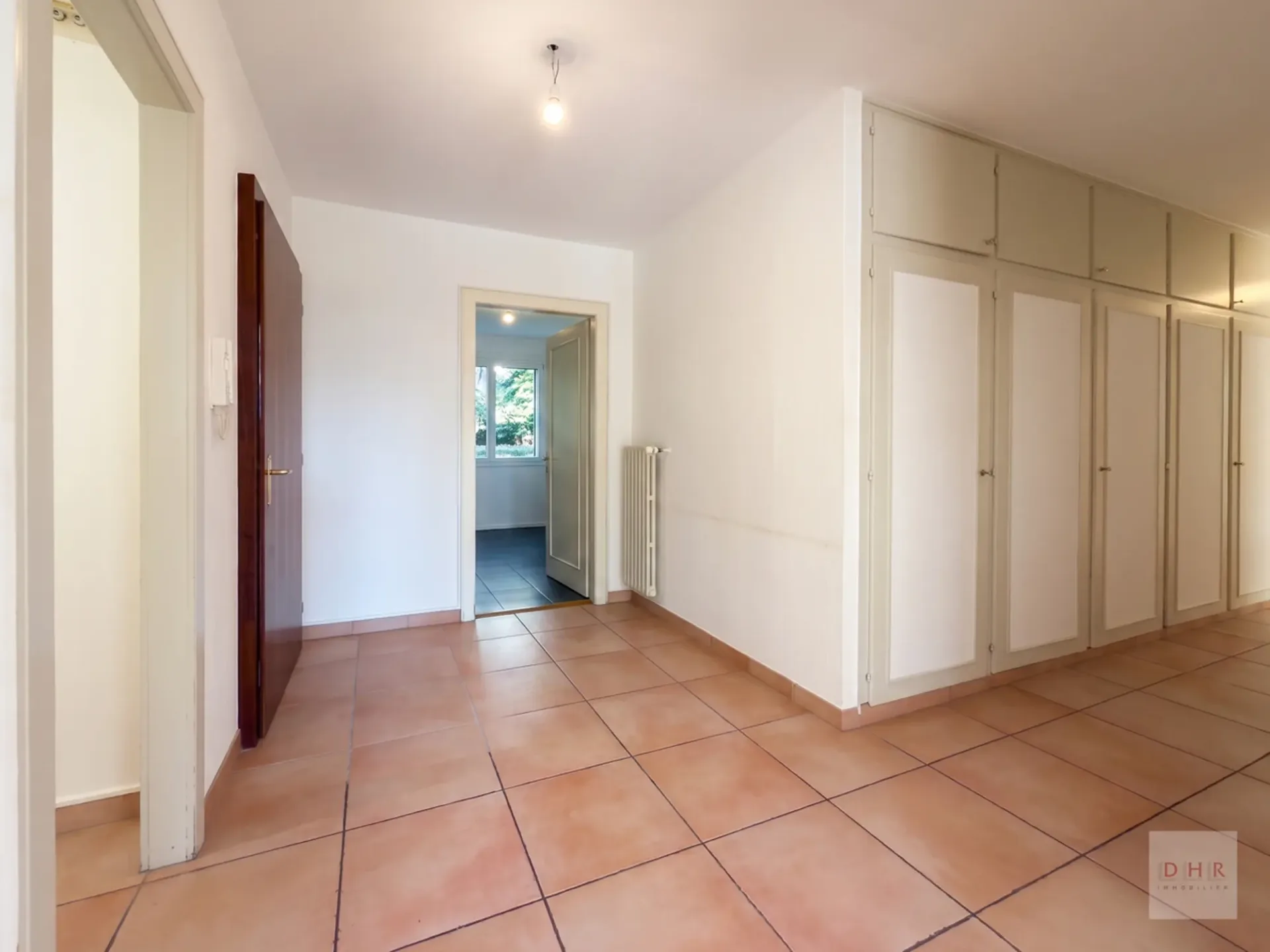 Wohnung mit 4.5 Zimmern und Balkon im Béthusy-Viertel