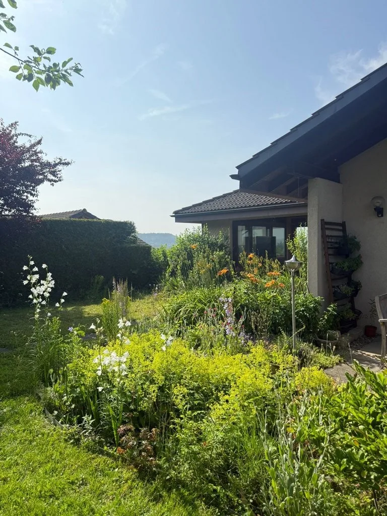 Gepflegtes, freistehendes EFH an unverbaubarer Lage