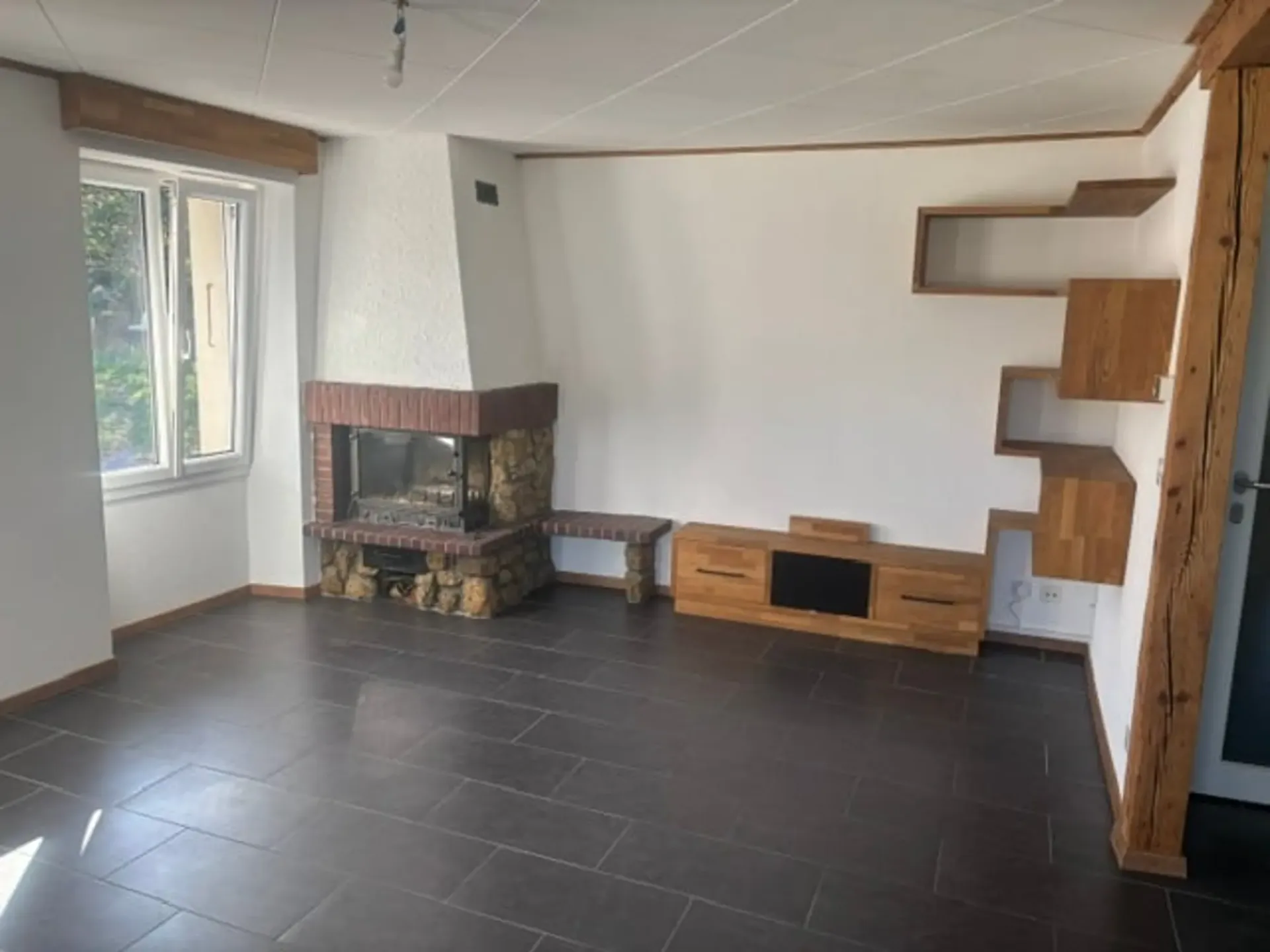 Wohnung mit Terrasse, 3 Zimmer zur Miete in Vouvry