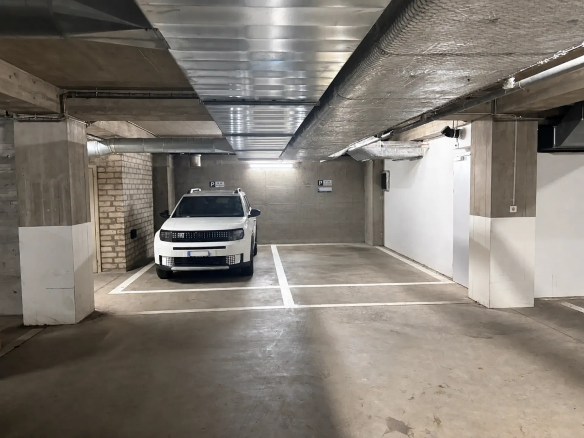 Parcheggio per garage d'ingresso in affitto vicino ad Aeschenplatz