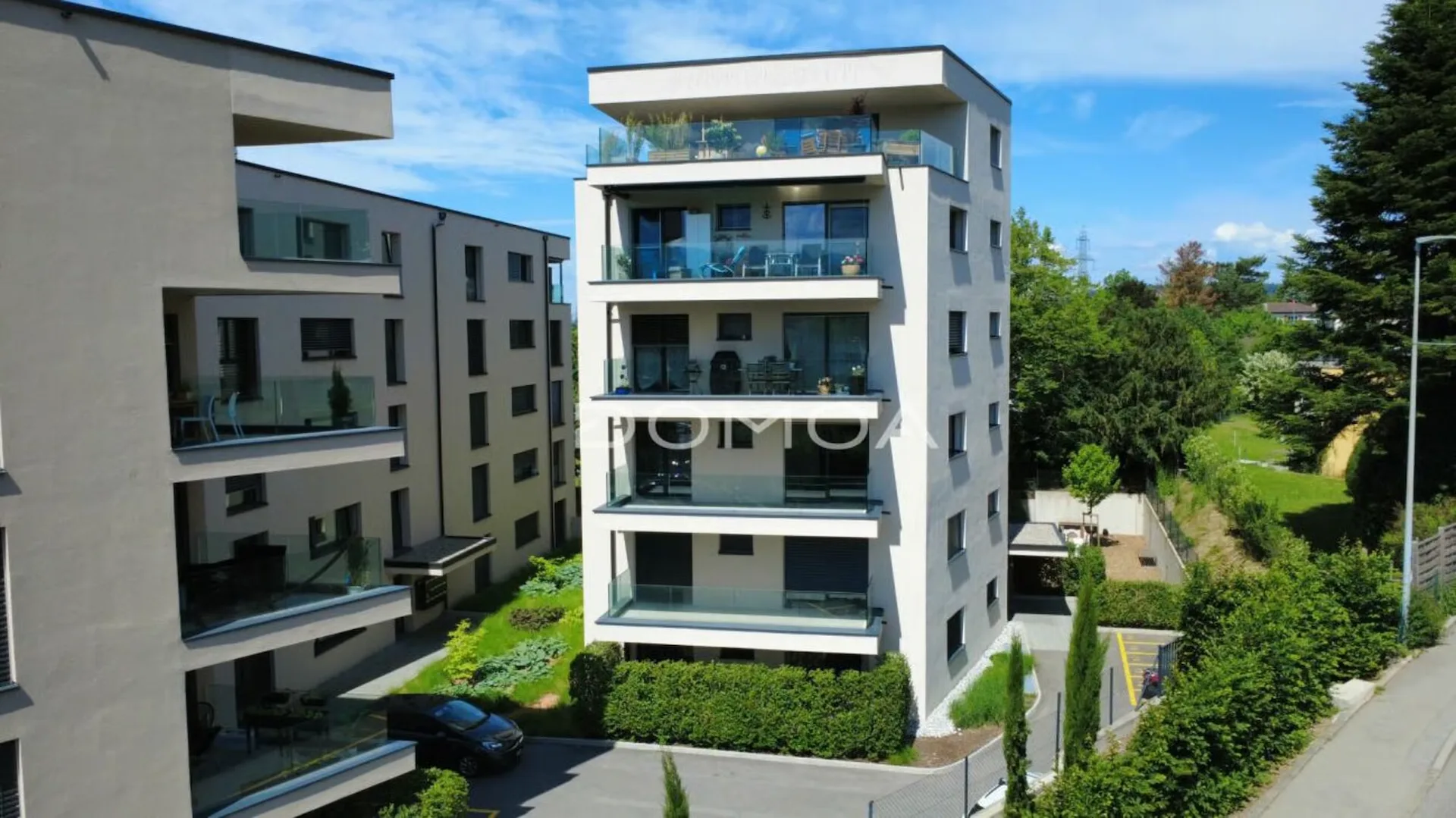 Schönes 3,5-Zimmer-Apartment mit Terrasse in einem neuen Gebäude