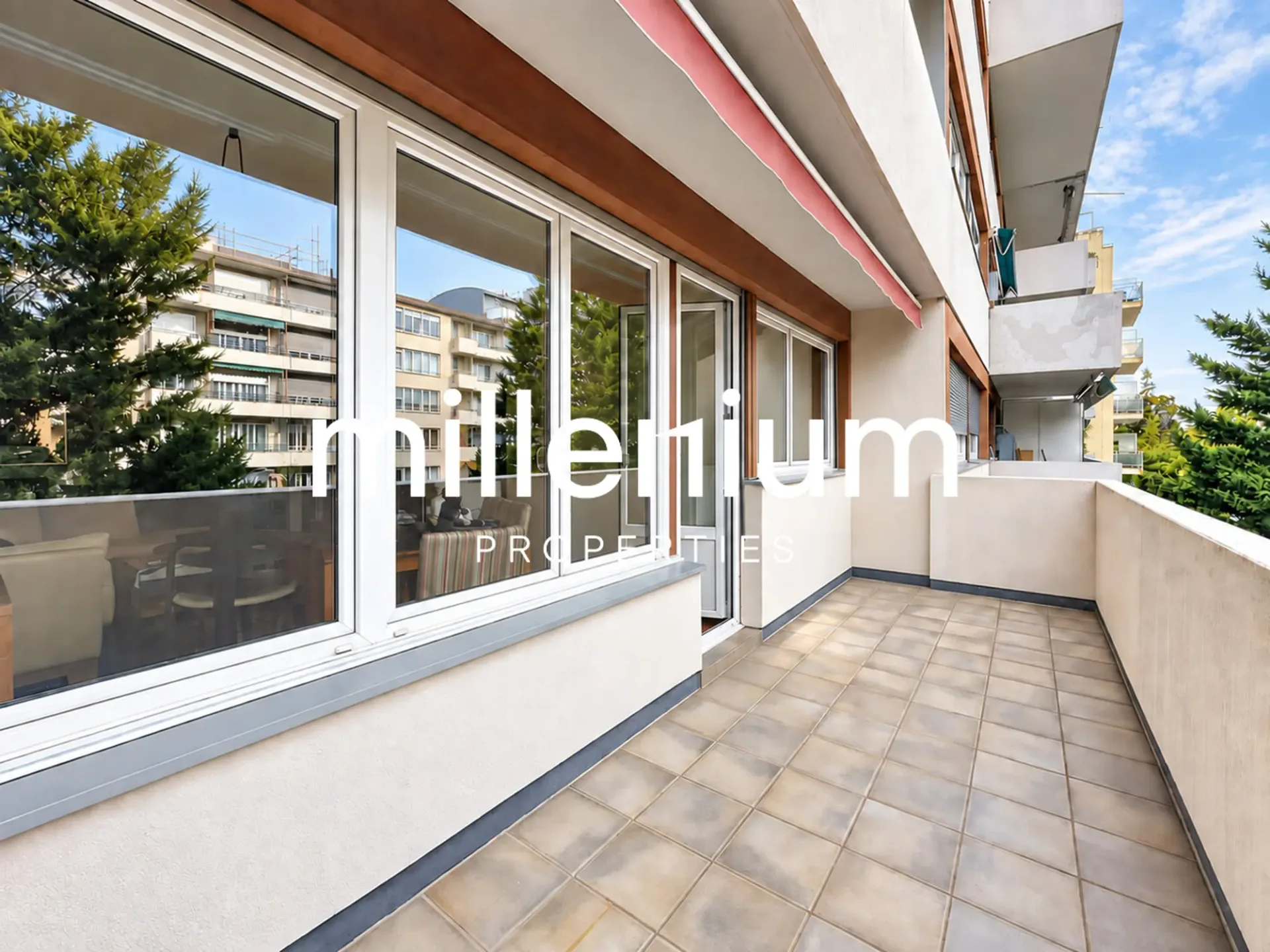 Wohnung mit 5 Zimmern zur Miete Avenue Wendt
