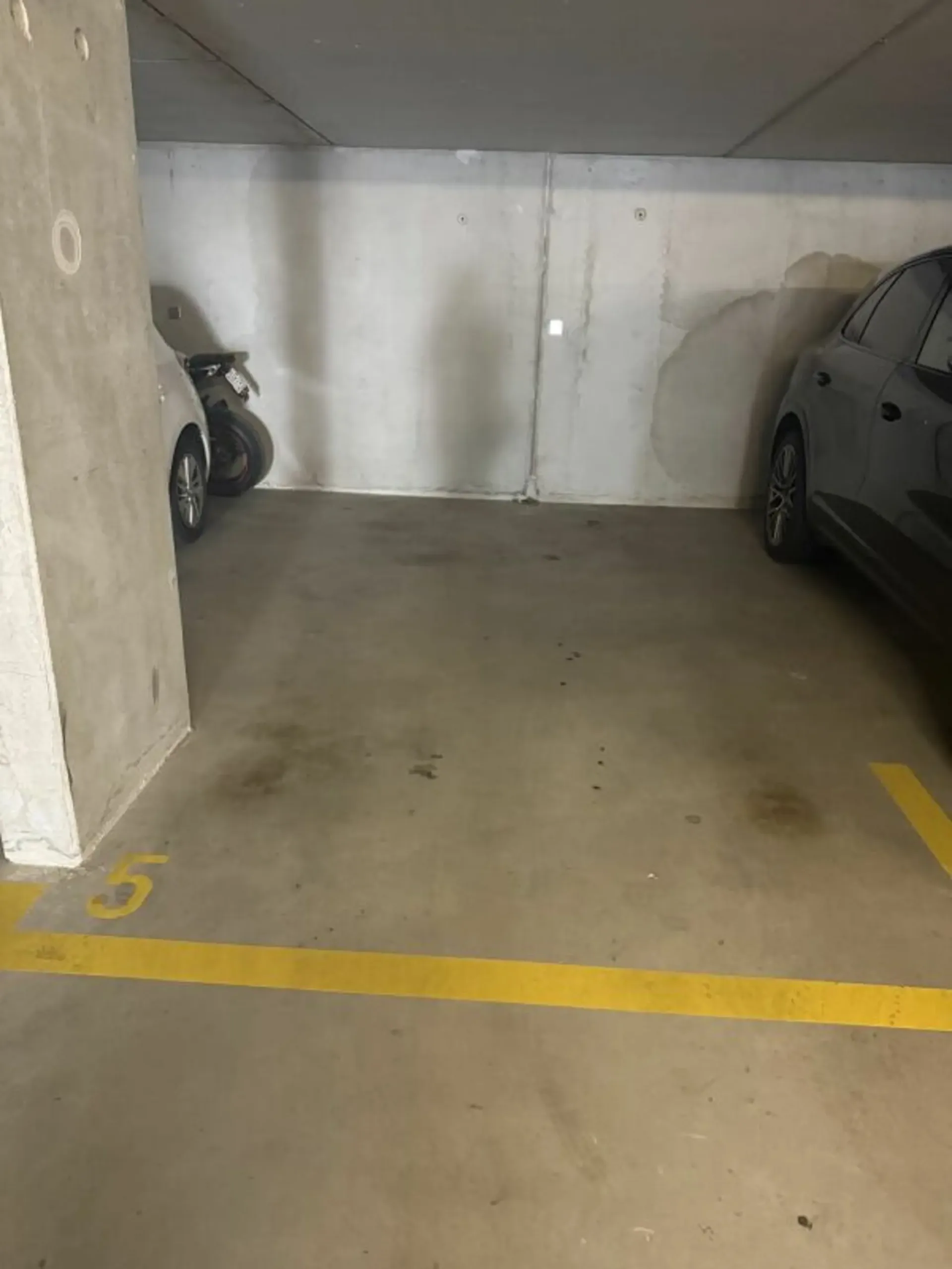 Parkplatz in Innenhof