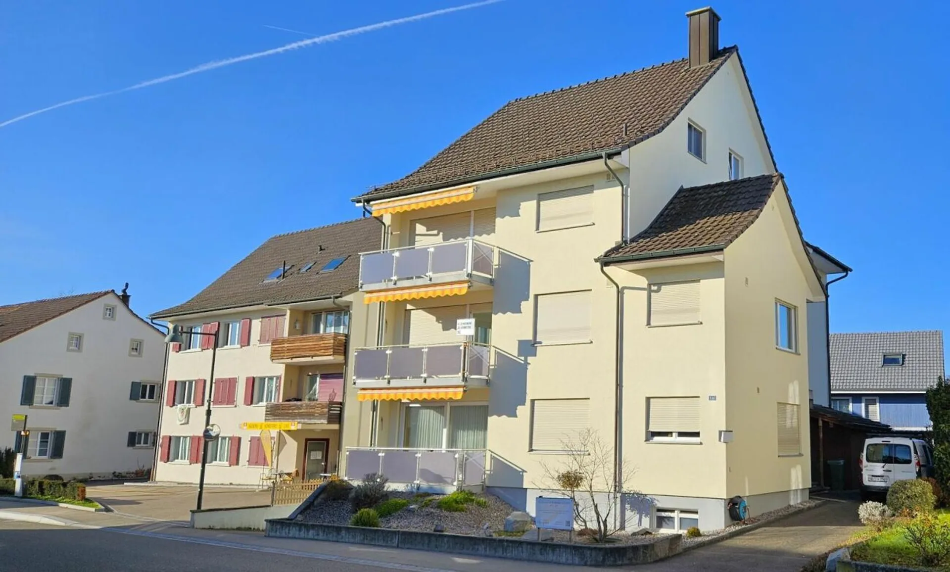 Appartamento accogliente e luminoso di 2,5 locali con locale aggiuntivo e soffitta