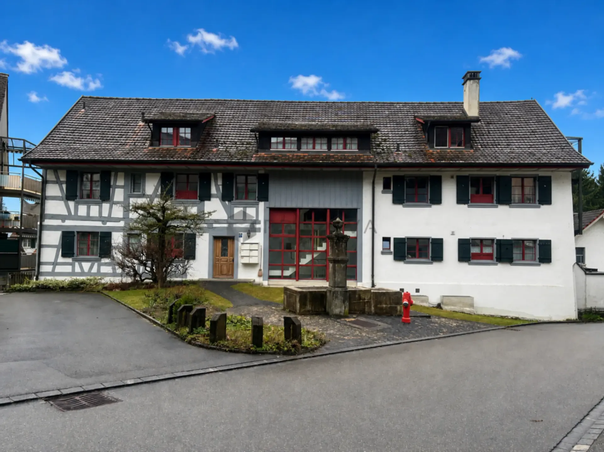 Attraktives Anlageobjekt - historisches, vollvermietetes Mehrfamilienhaus mit Potenzial