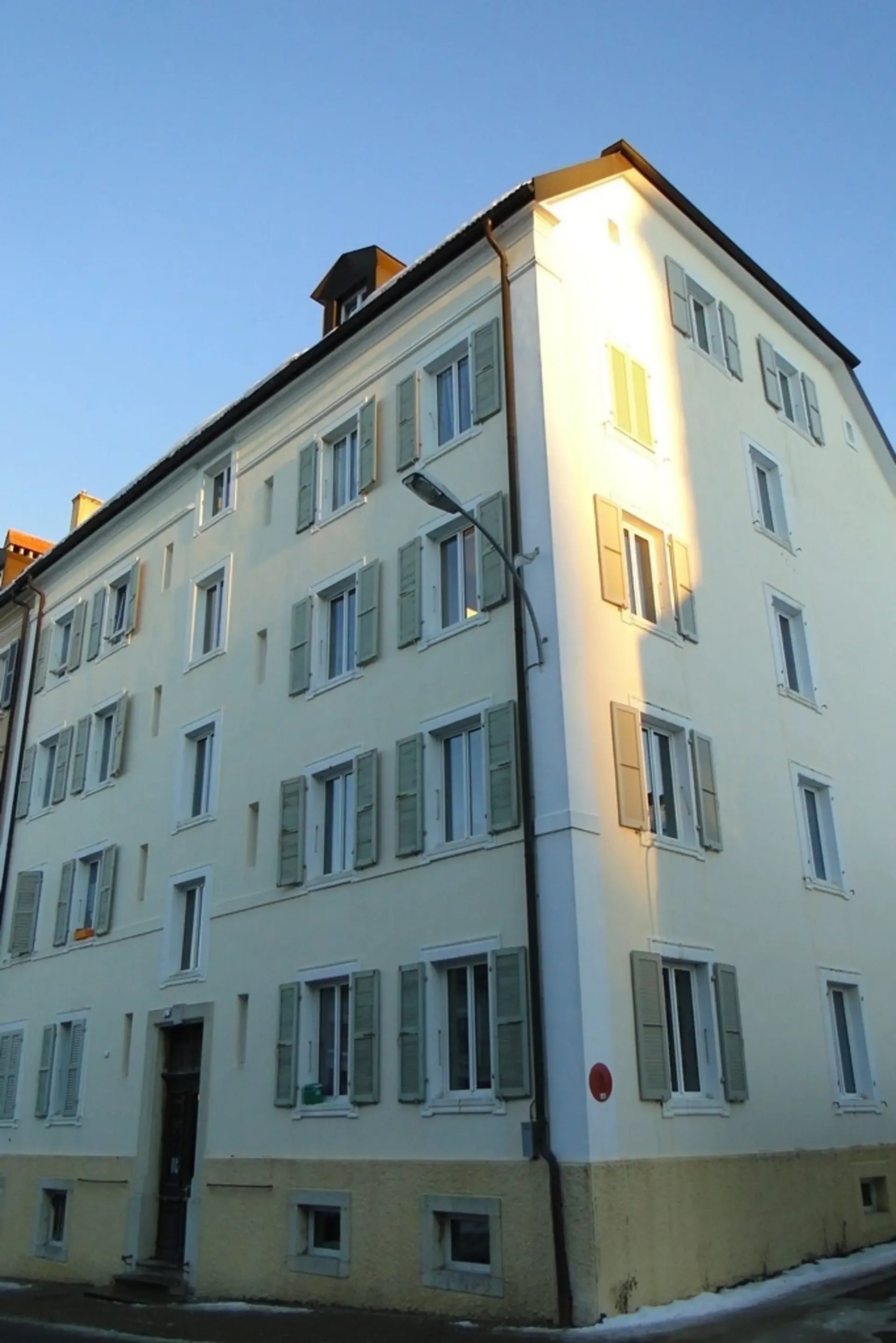 Parkplatz Nummer 1 im Innenhof