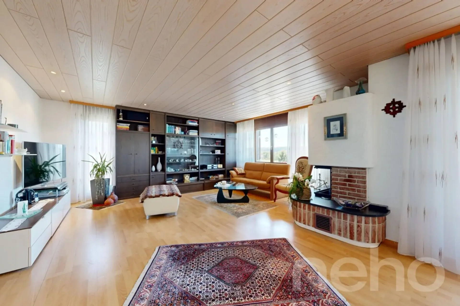 Freistehendes 6.5-Zimmer-Einfamilienhaus mit unverbaubarer Aussicht