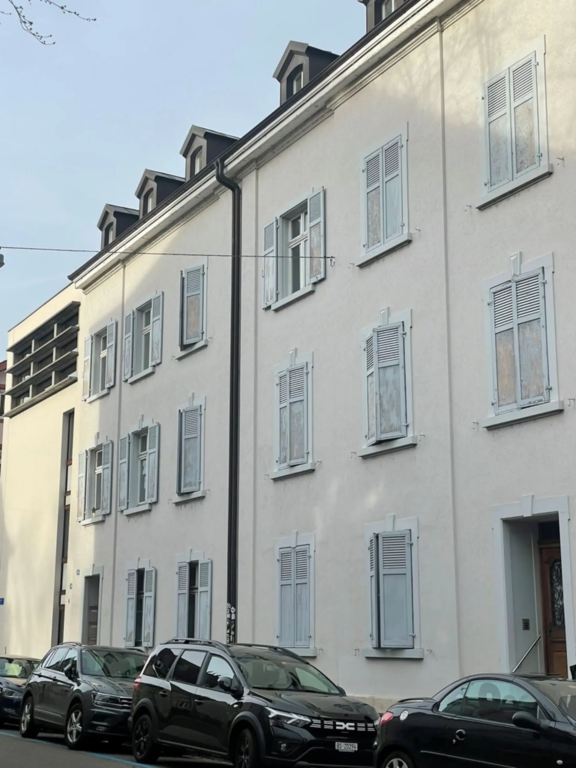 Apartment in a 3-room apartment on the ground floor with hobby room