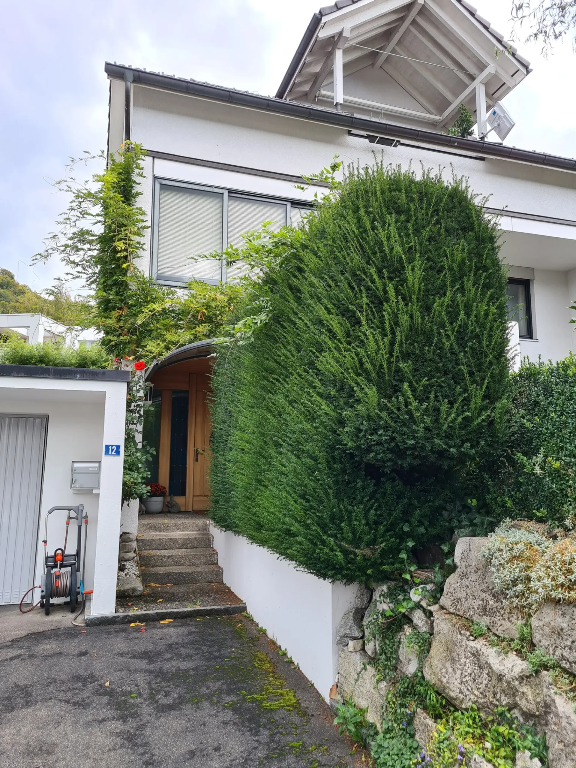 Terrassenwohnung mit viel Platz in idyllischer Umgebung