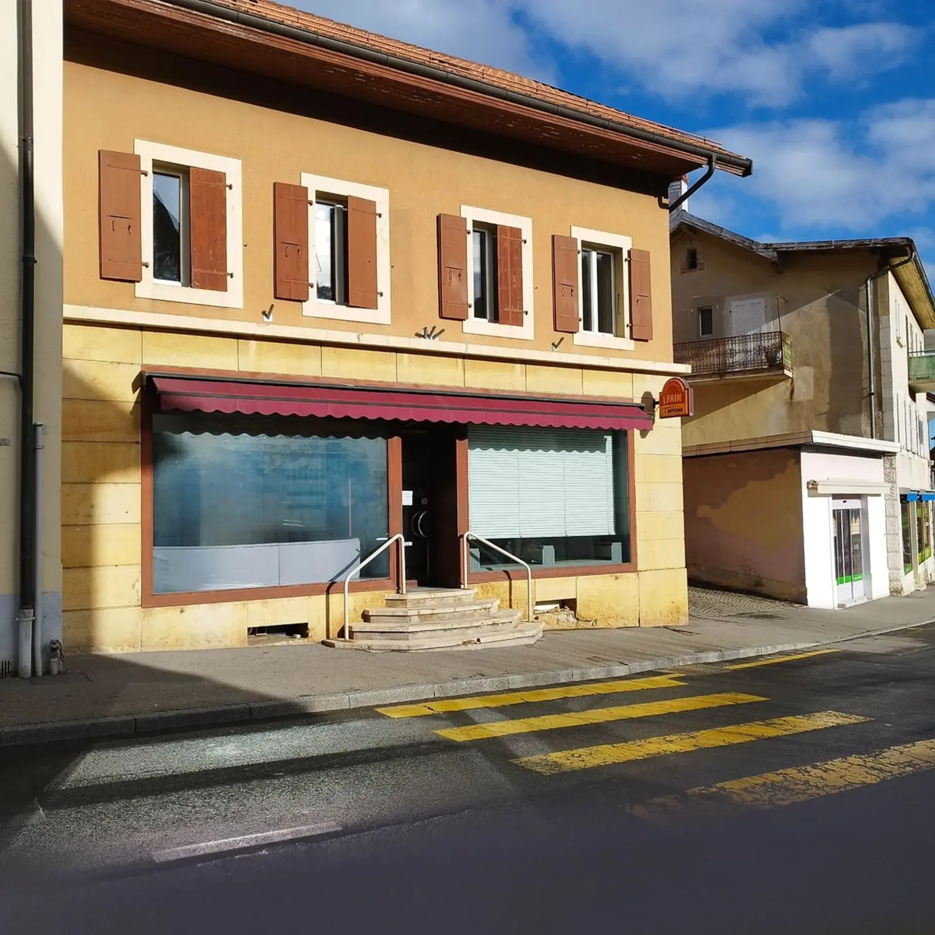 Einzigartige Gelegenheit in Vallorbe: Bäckerei mit Tea-Room, Labor und Wohnung.