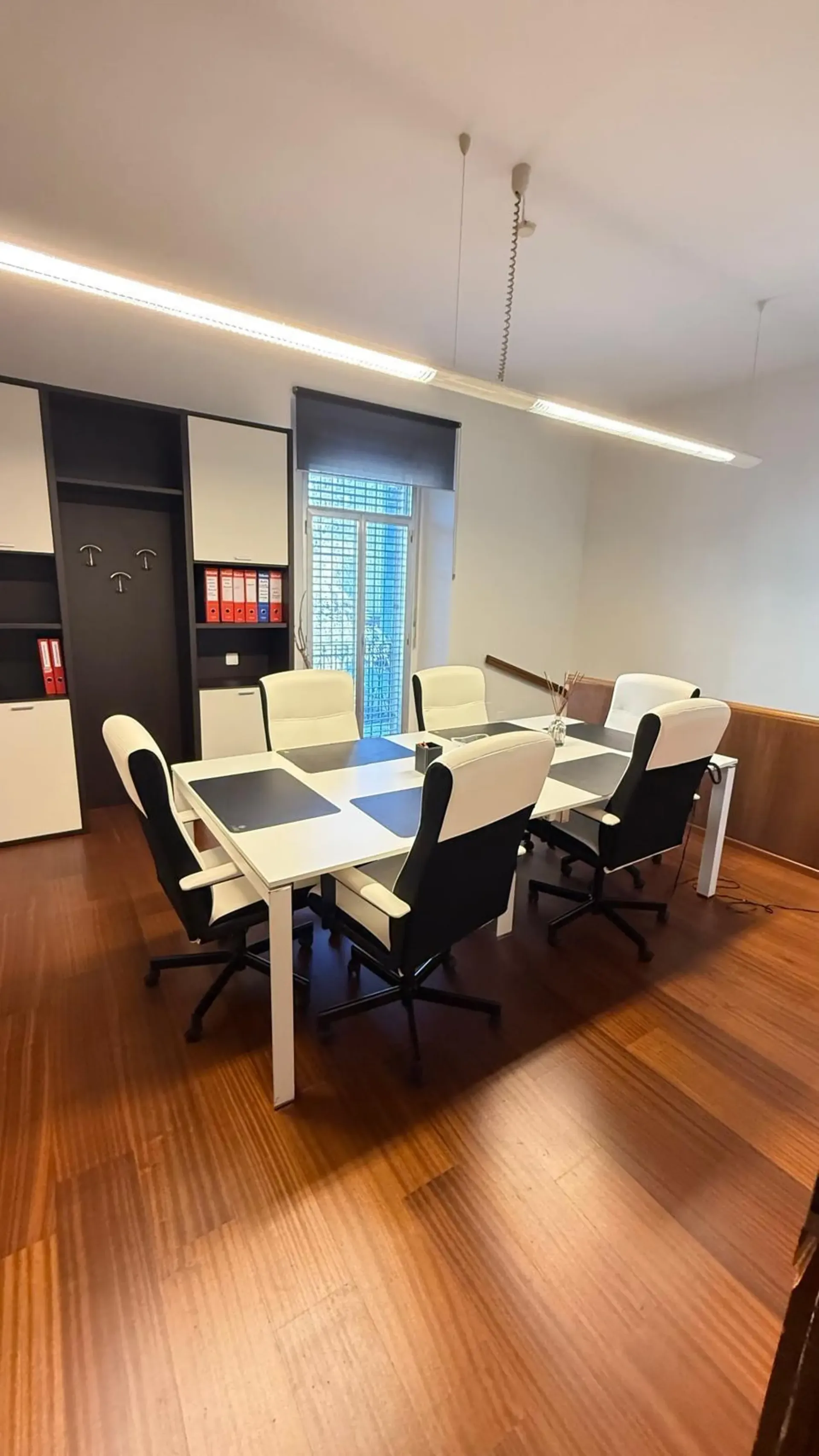 Professioneller Büroplatz in Zentral-Chiasso