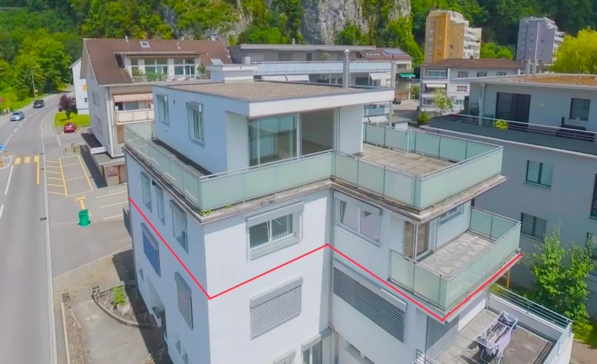 Exklusive Attika-Maisonette mit Panorama-Aussicht in bester Lage von Stansstad