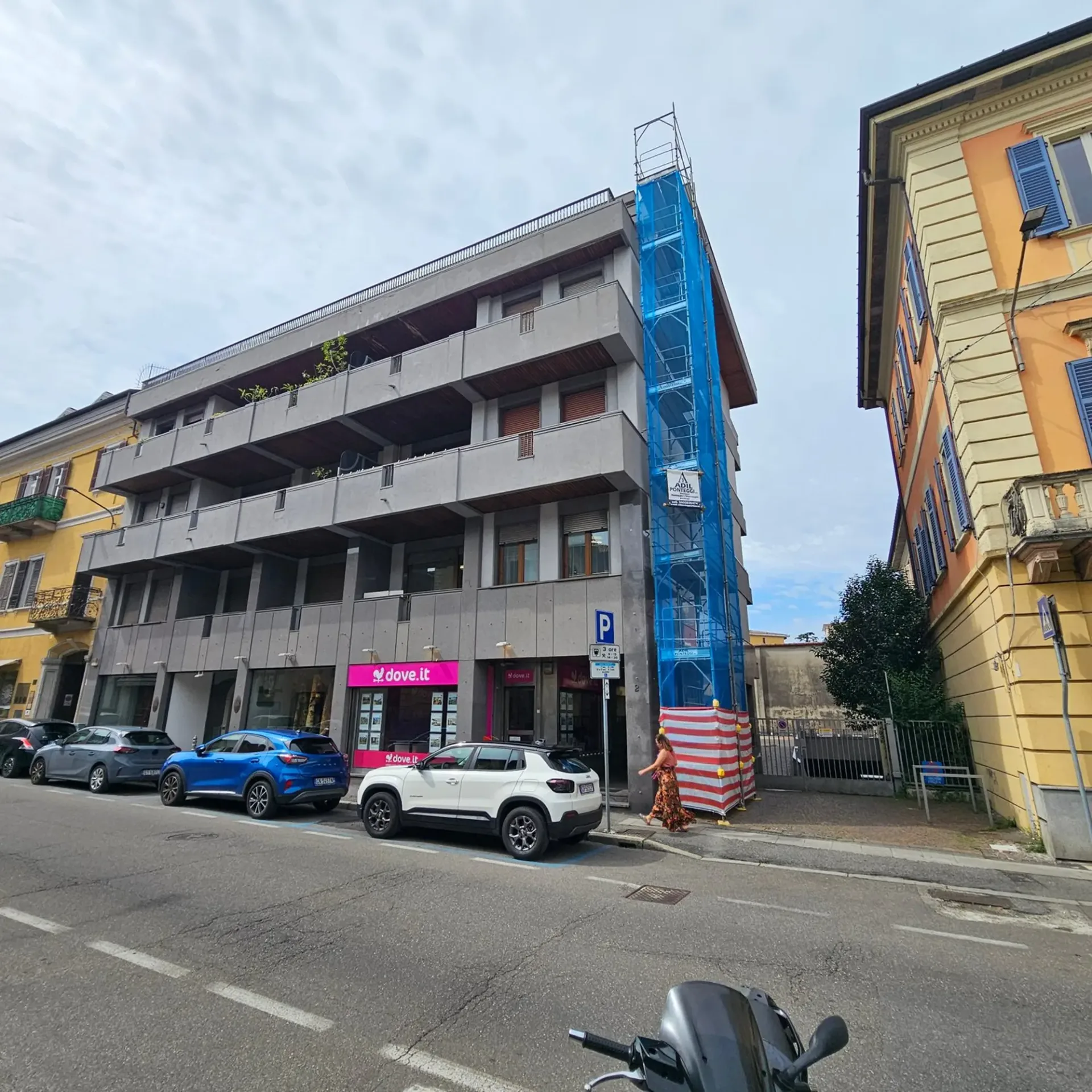 Wohnung 3.5 Zimmer mit Balkon und Parkplatz in Varese