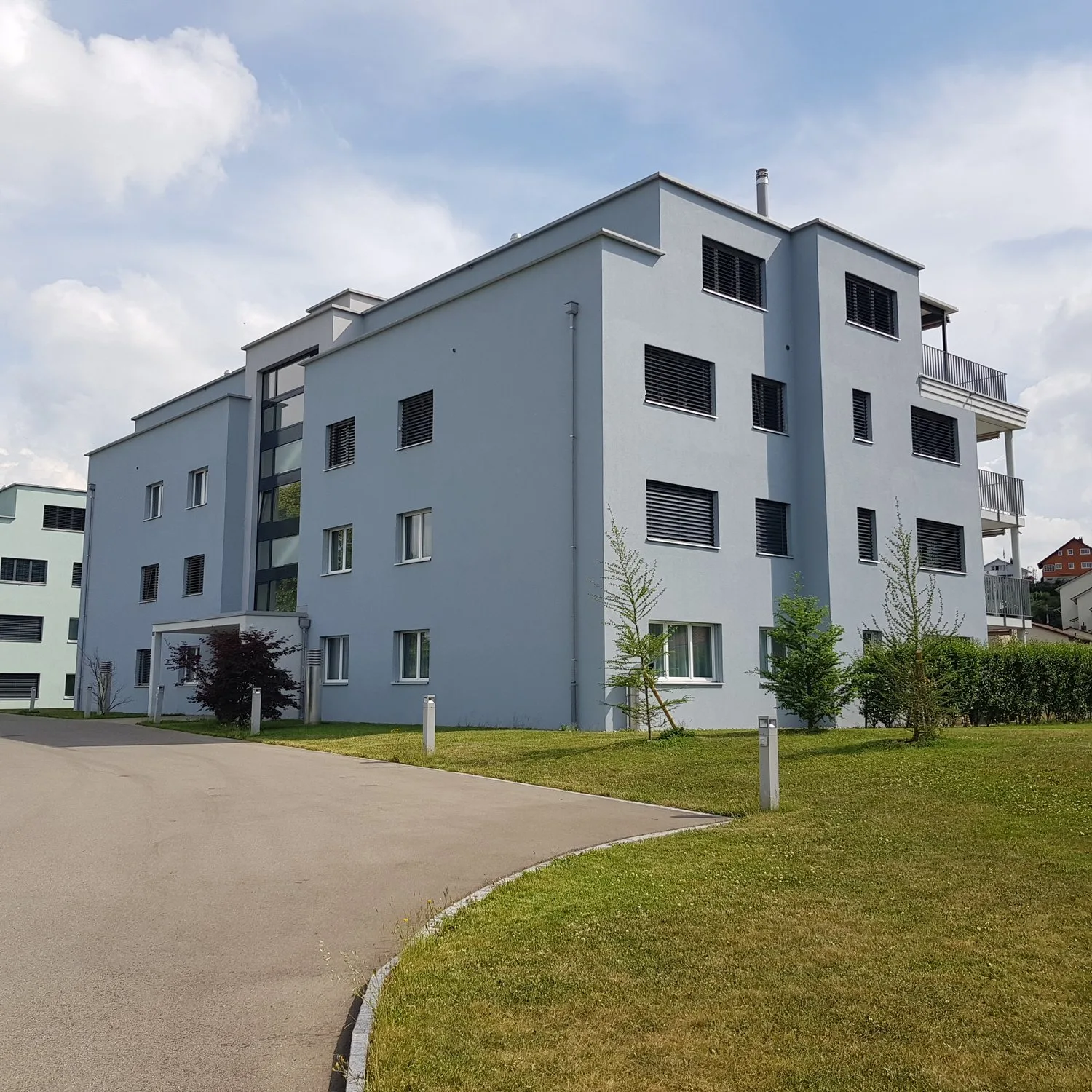 Moderne Wohnung mit grossem Balkon wartet auf Sie!