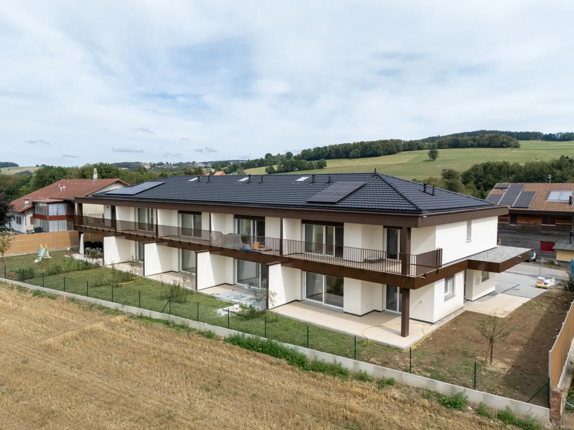 Zu Verkaufen - Magnifique villa contemporaine 6,5 pièces à Villariaz