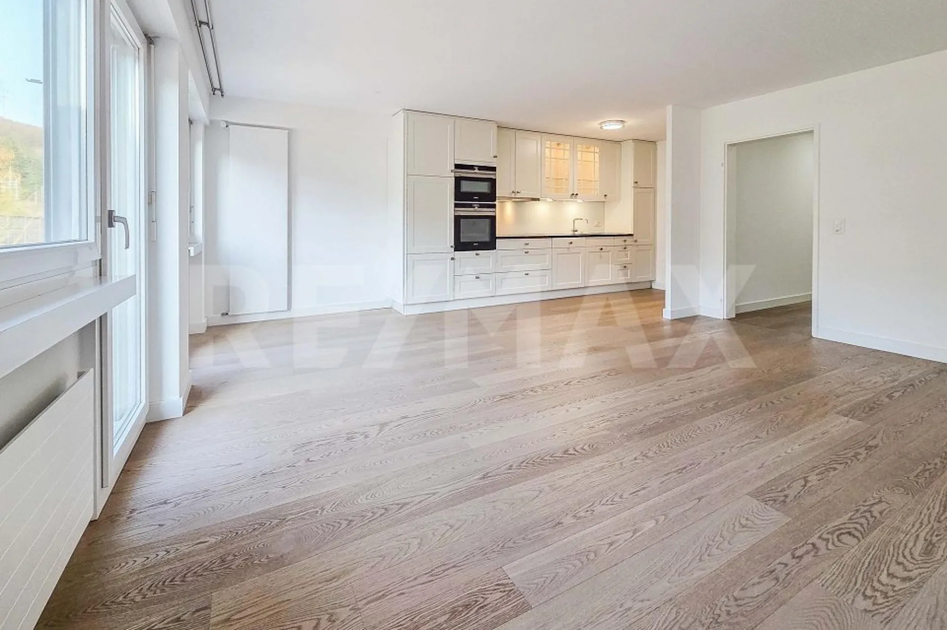 Günstig wohnen oder Investitionsobjekt - renovierte, helle 3.5 Zimmer-Wohnung