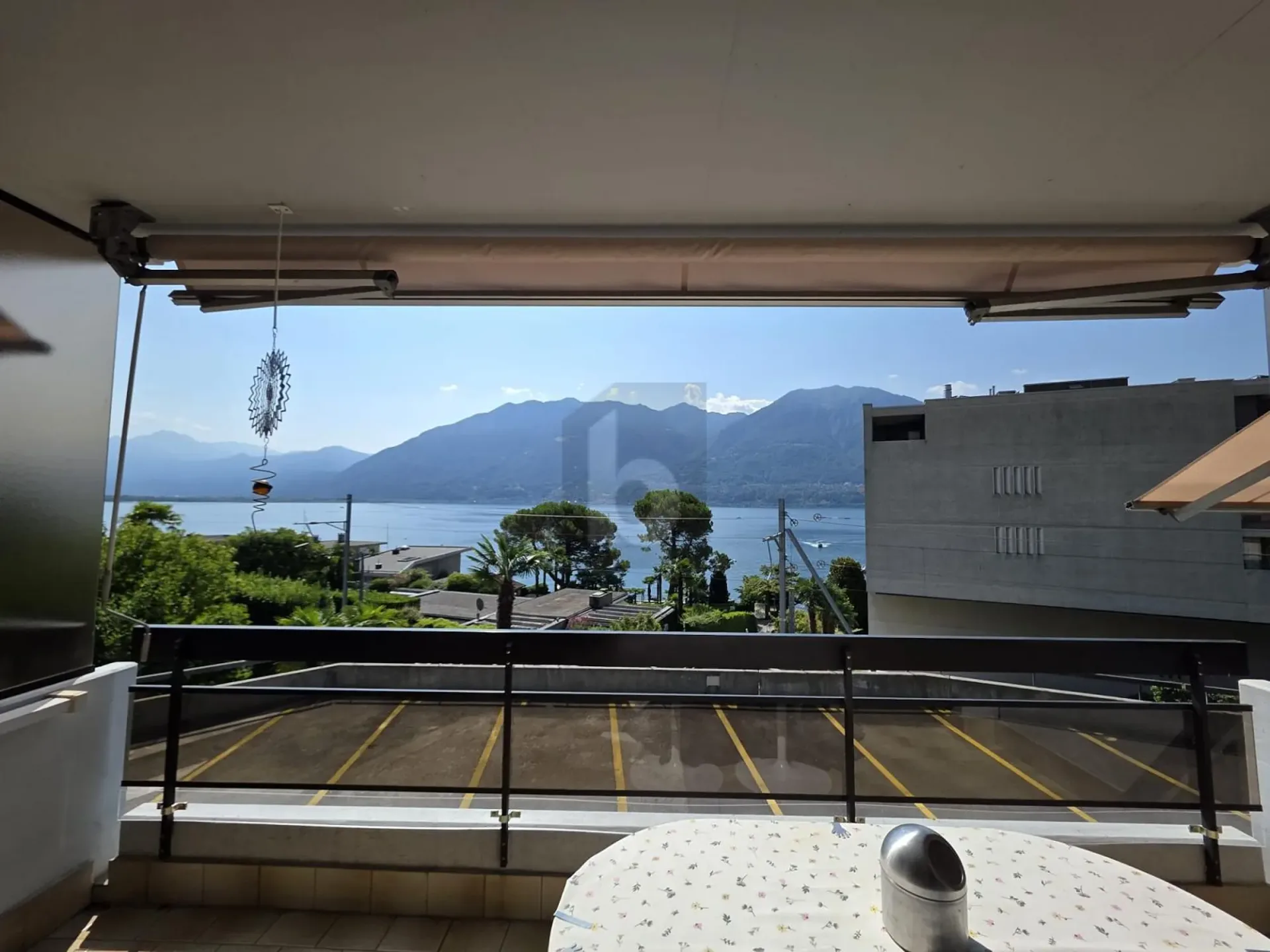 Schönes Apartment mit wunderbarer Seesicht