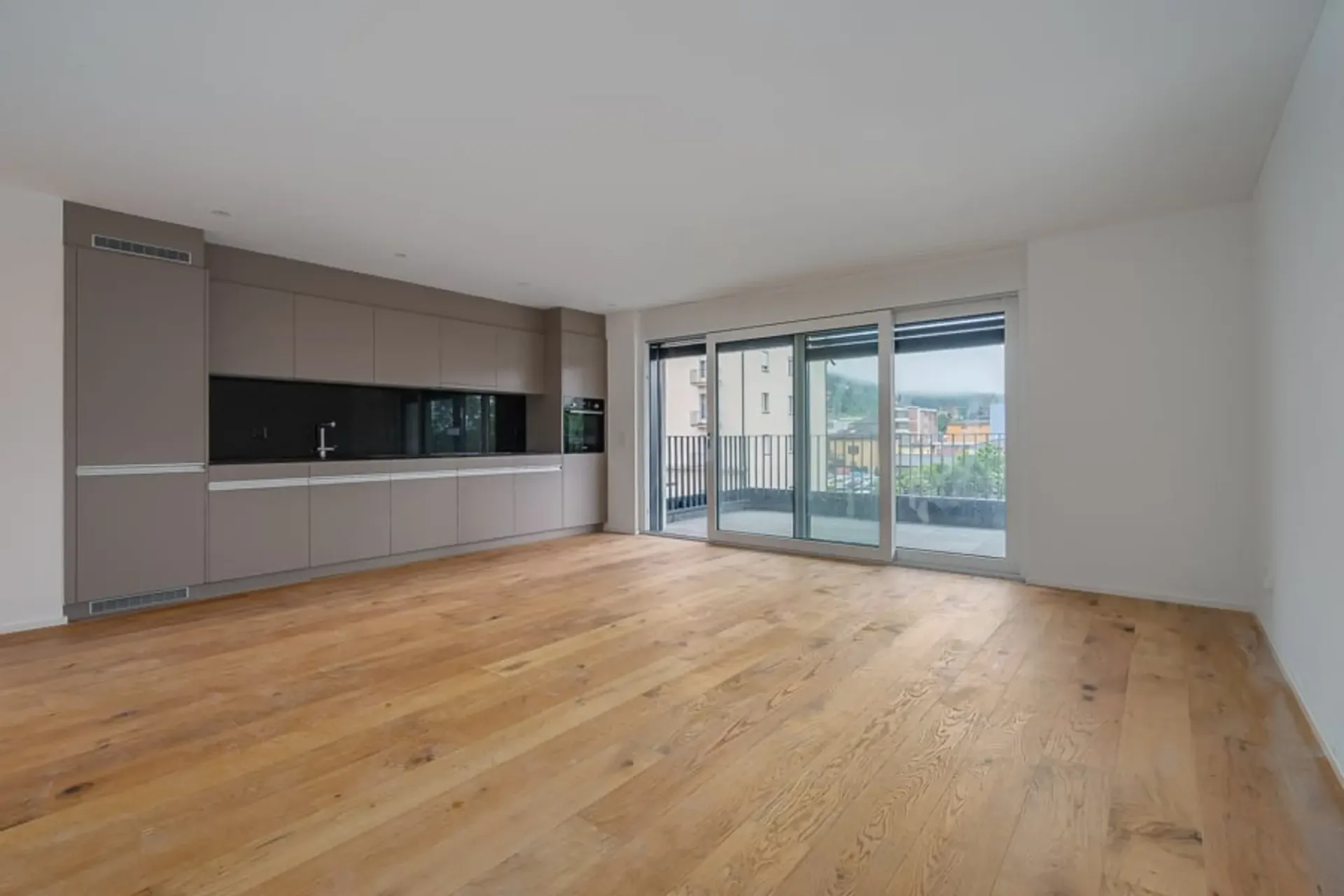 Modernes 4.5-Zimmer-Apartment mit großer Terrasse