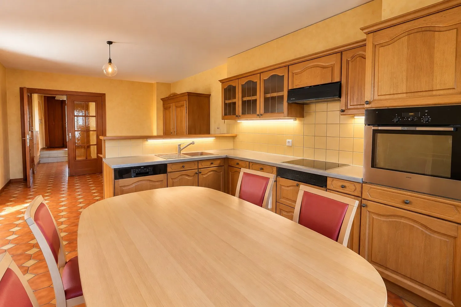 Pretty village house in viager occupied without rent
