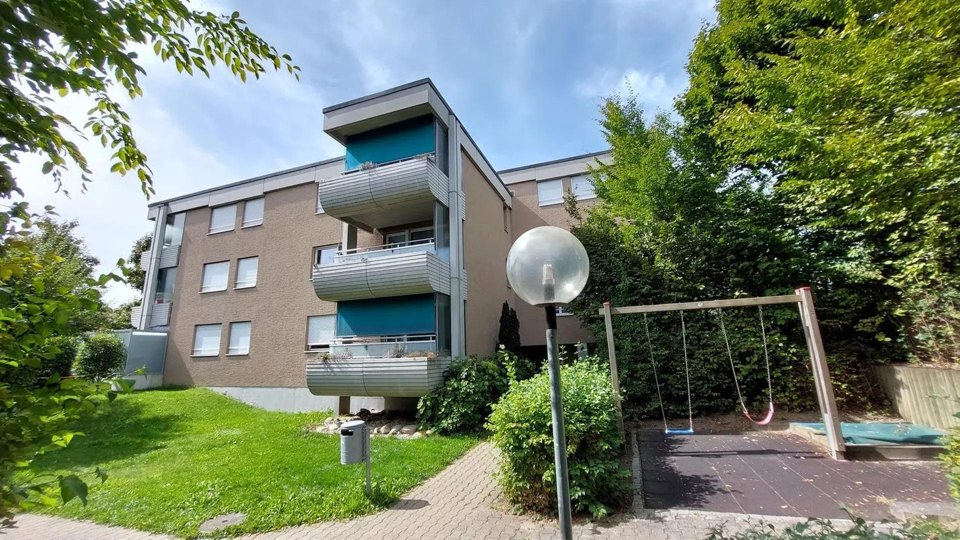 2.5-room apartment at 51 m² on the 2nd floor