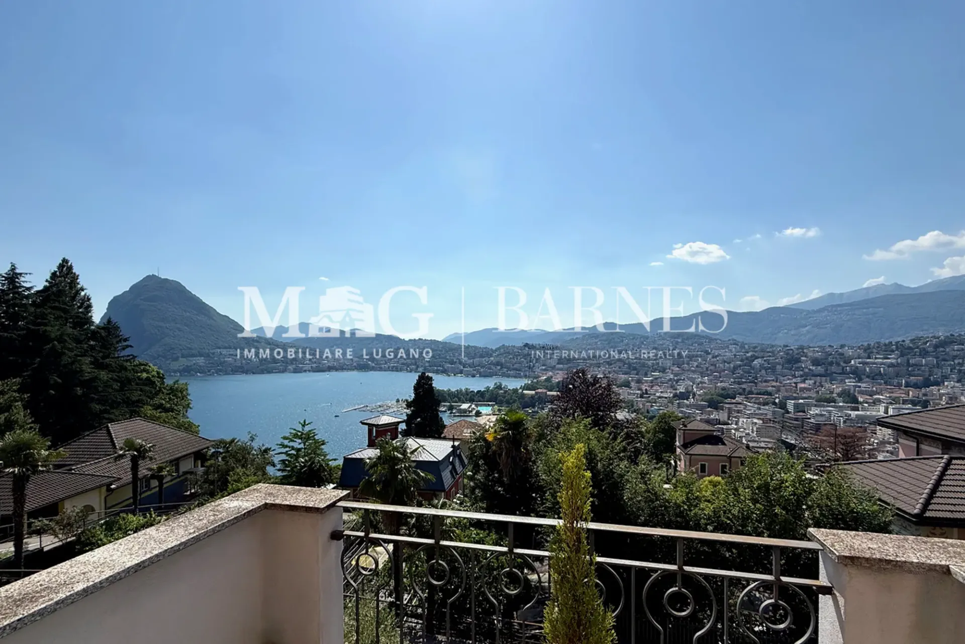 Lugano, Castagnola: Appartamento 3.5 locali vista lago con balconi