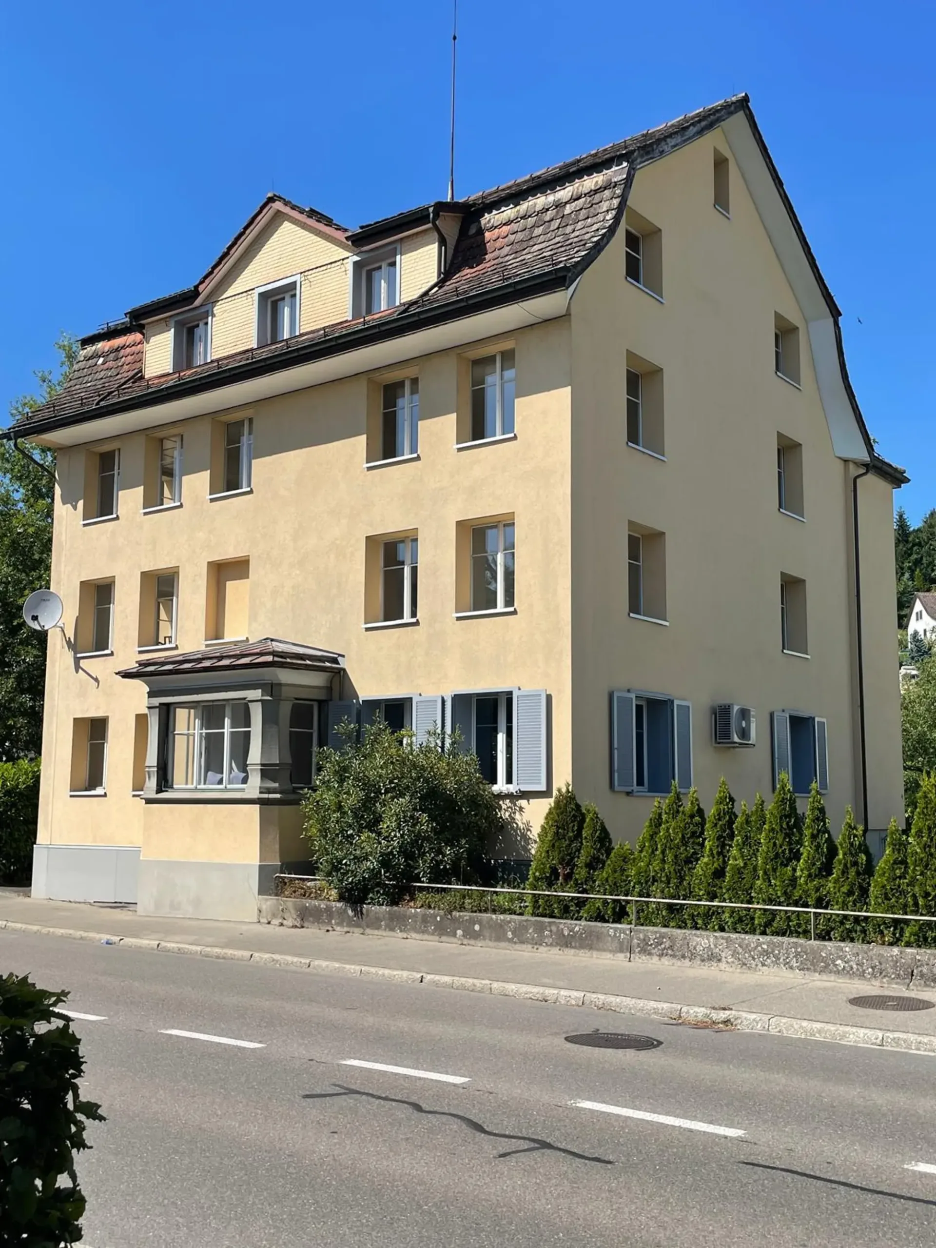 Furnished room in Weinfelden – available immediately!