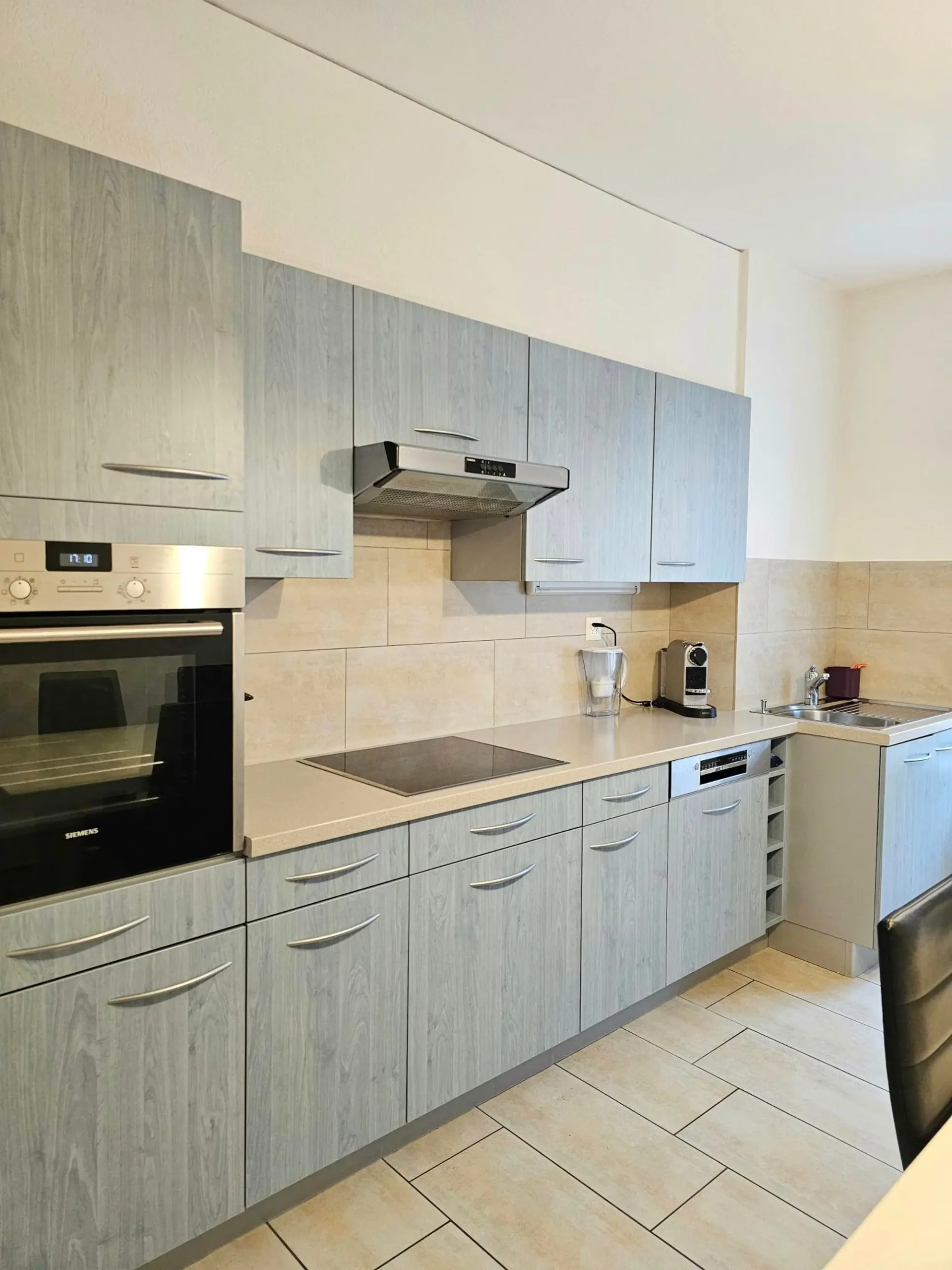 Wohnung mit 6 Zimmern im Zentrum von Fleurier