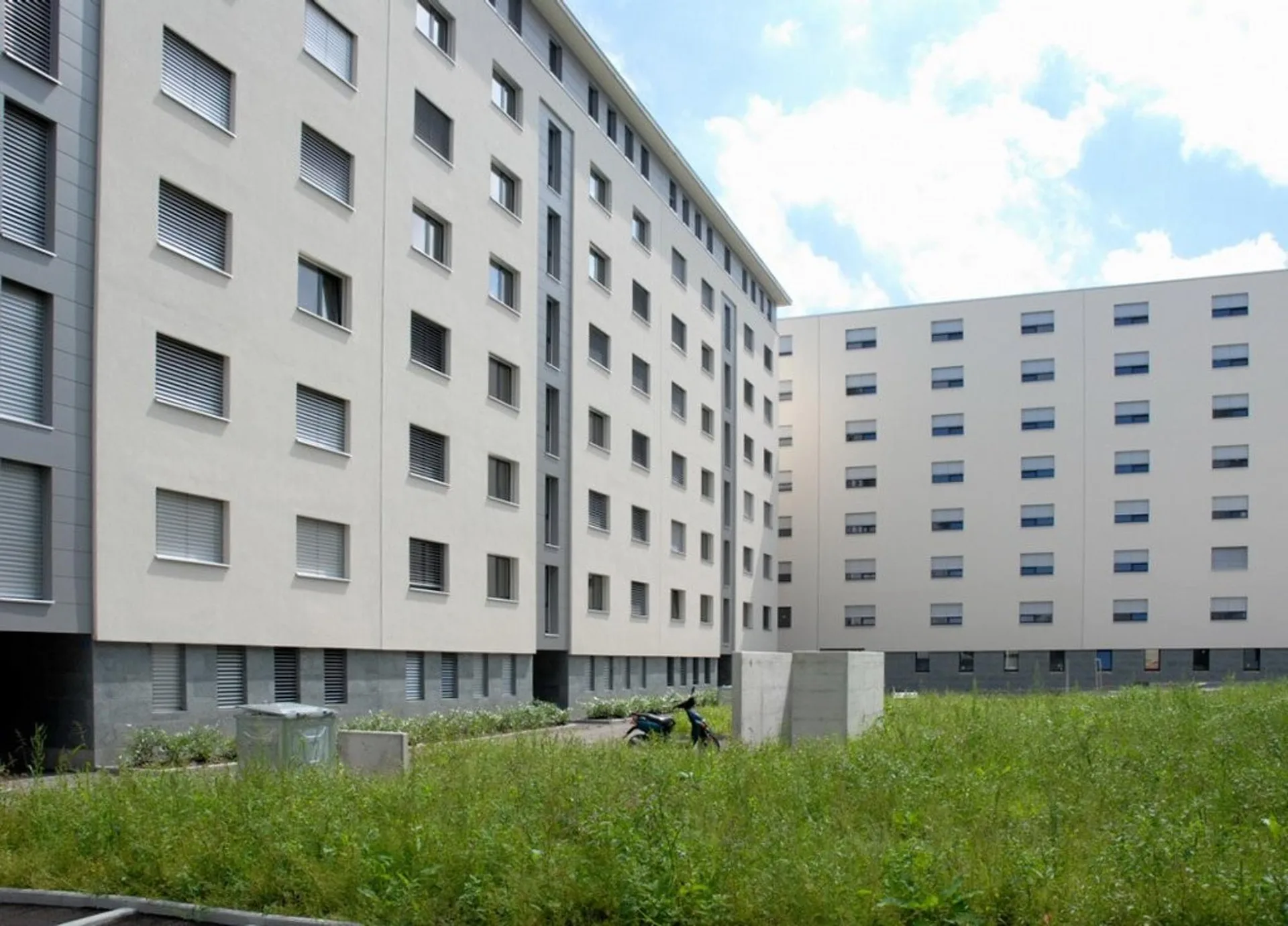 Wohnung mit 4.5 Zimmern ideal gelegen