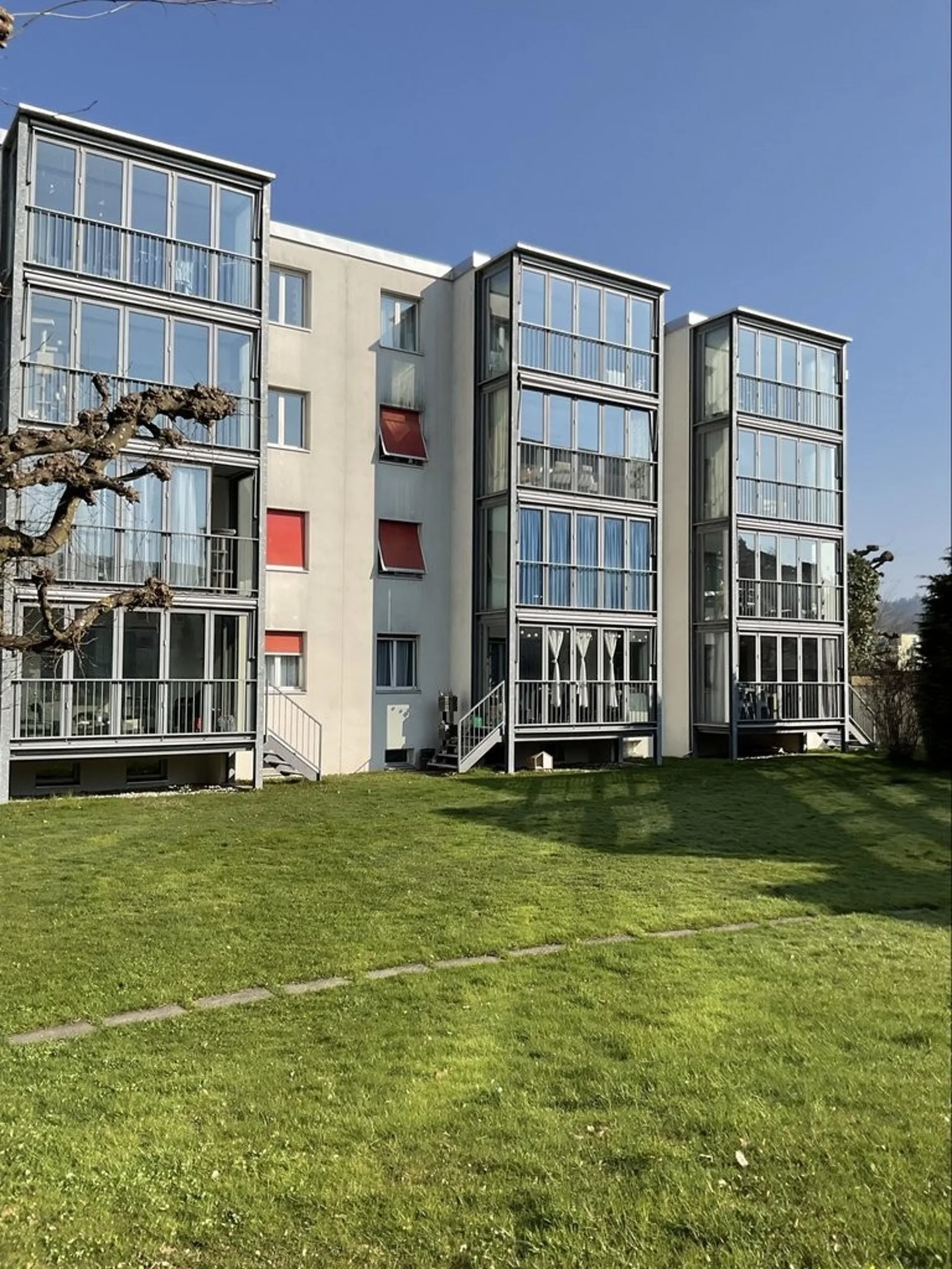 Grosszügige Wohnung in grüner Umgebung
