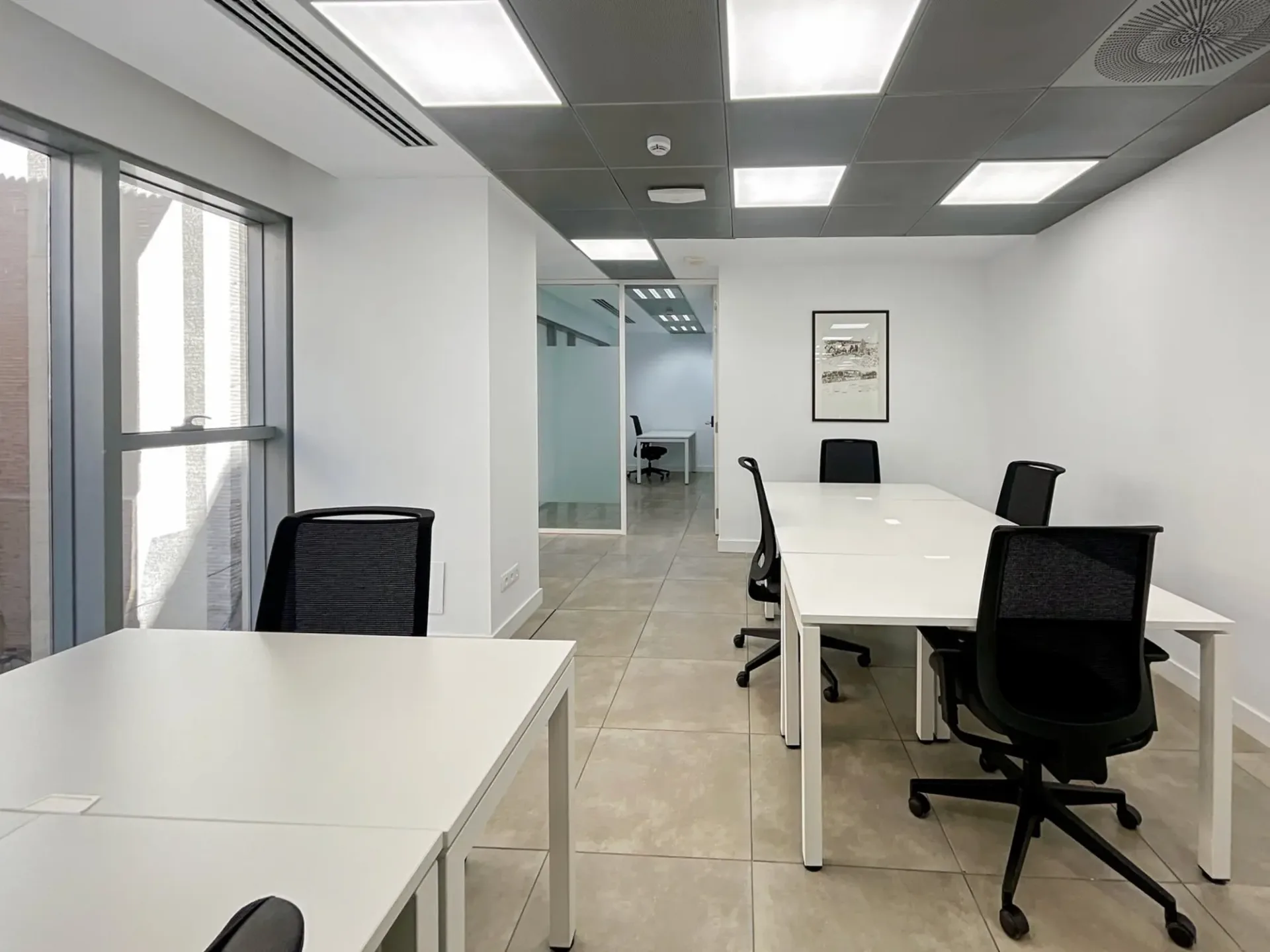 Büro für 25 Personen bei Regus Pont Rouge