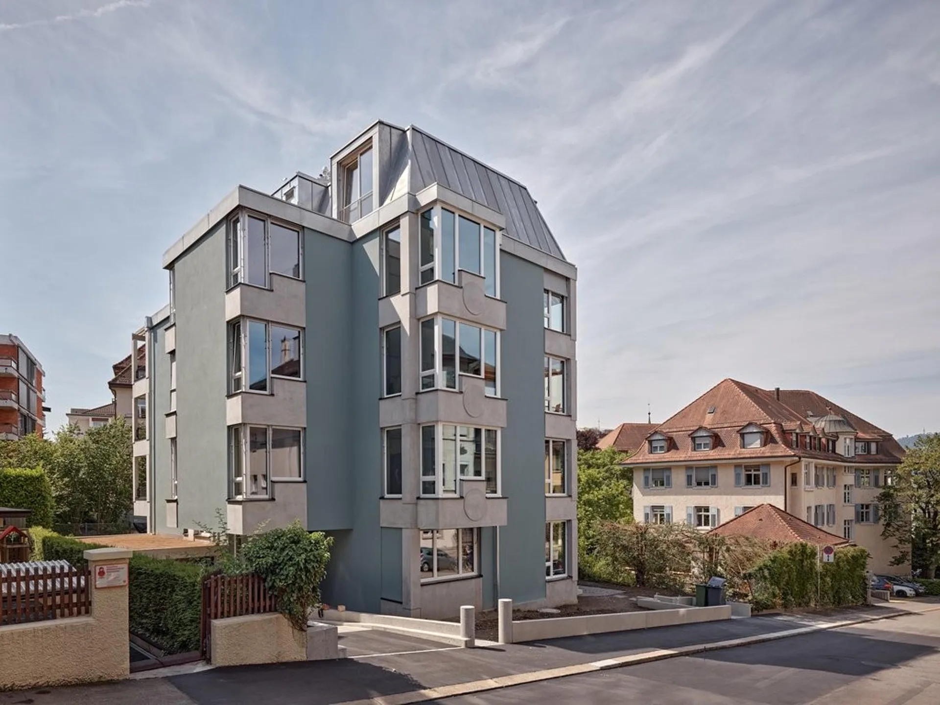 3.5-room attic apartment in Zurich for rent with beautiful views