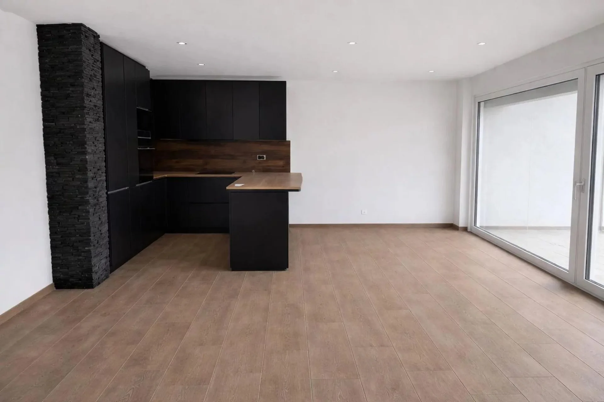 Zu vermieten? Modernes 2,5-Zimmer-Apartment in Aproz