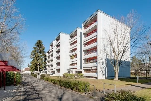 Wohnung mit Aussicht in Aesch
