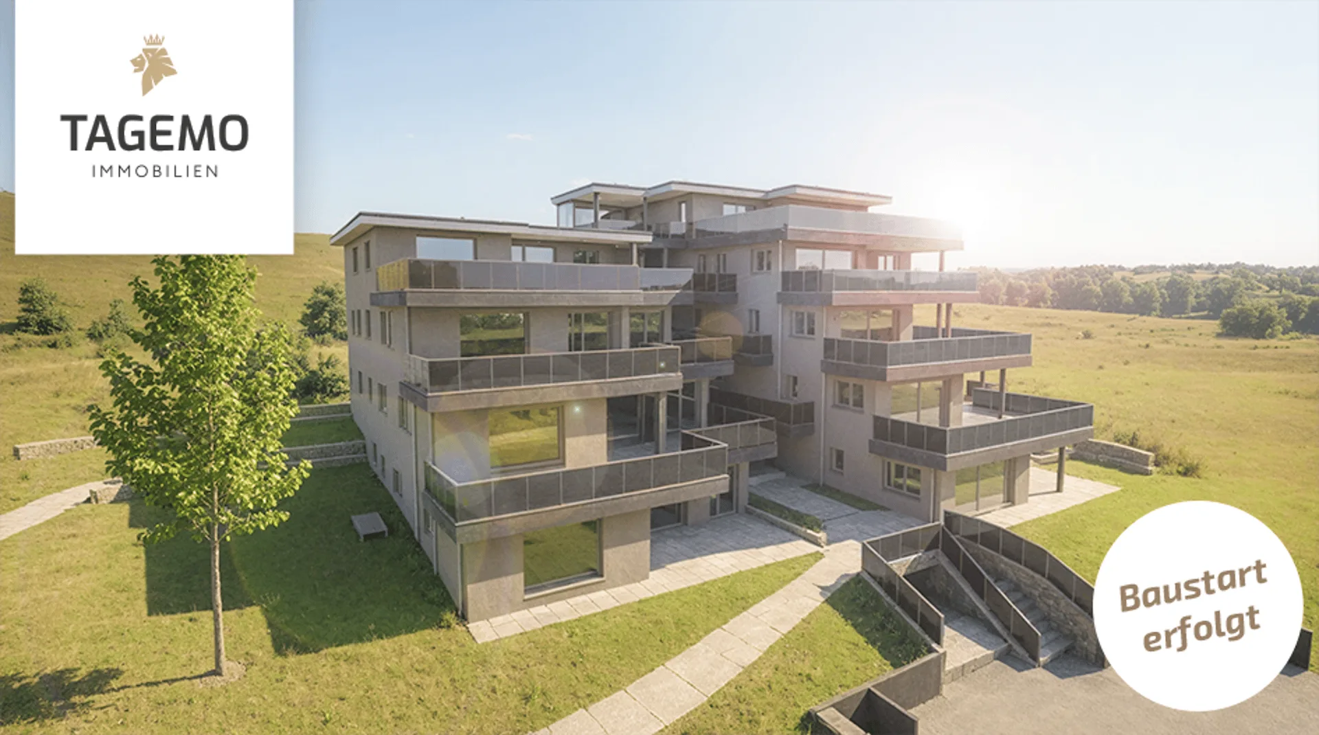 Wohnen mit aussergewöhnlicher Grosszügigkeit, weitläufige Terrasse und Blick ins Grüne