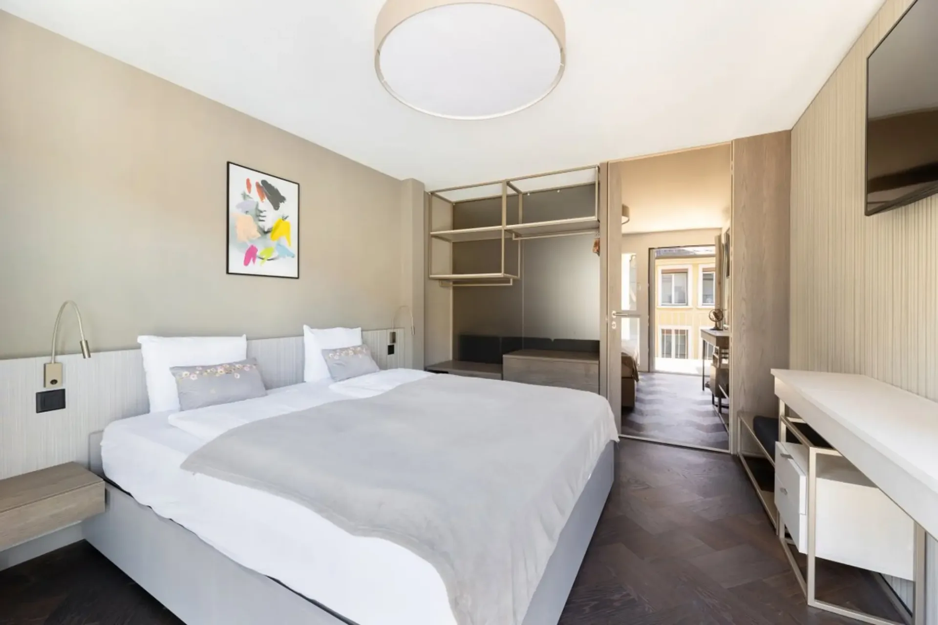 Modern möblierte Wohnung, ab sofort Einzugsbereit!!
