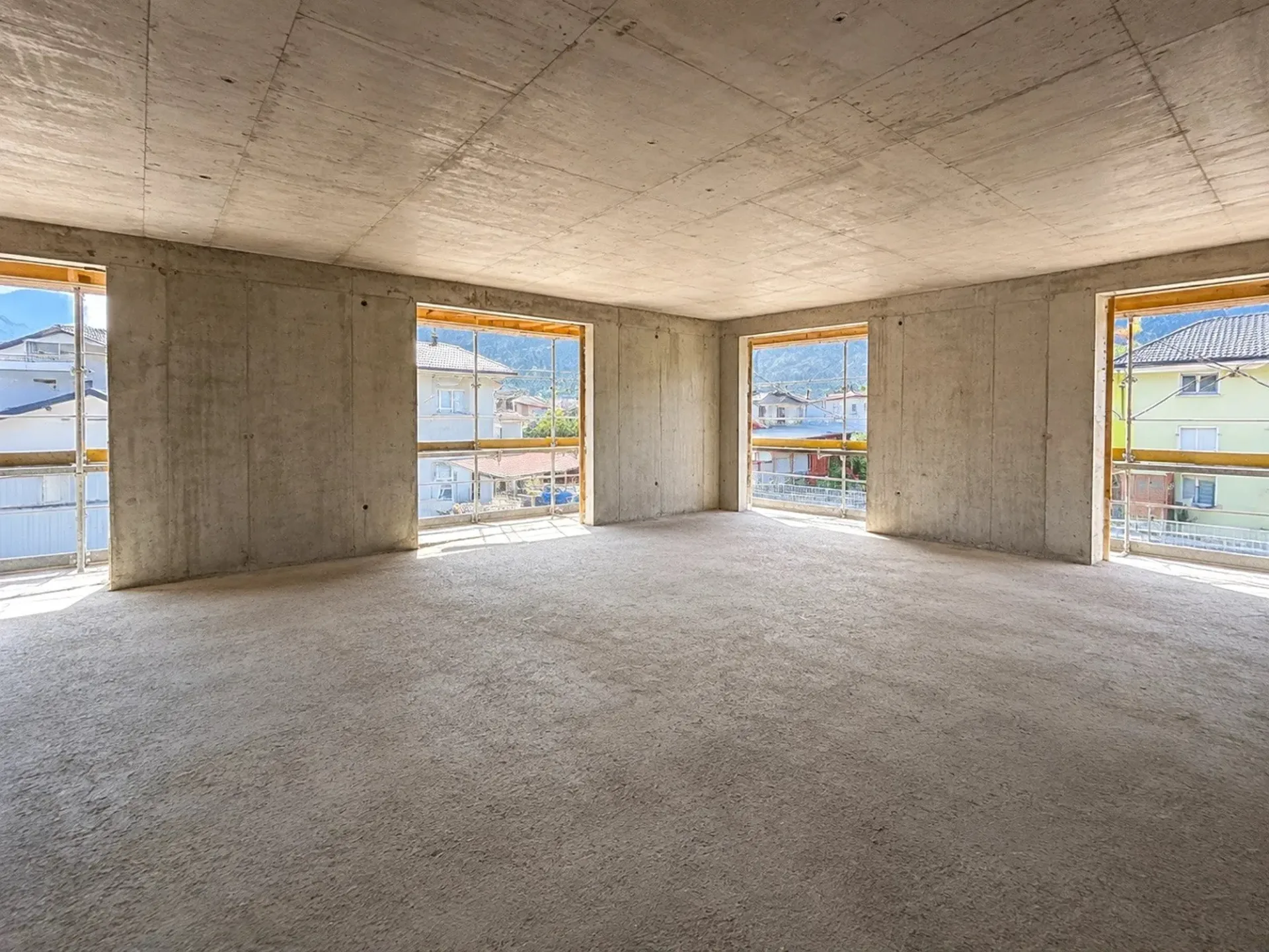 Ardon - Prächtige 3.5 Zimmer Wohnung
