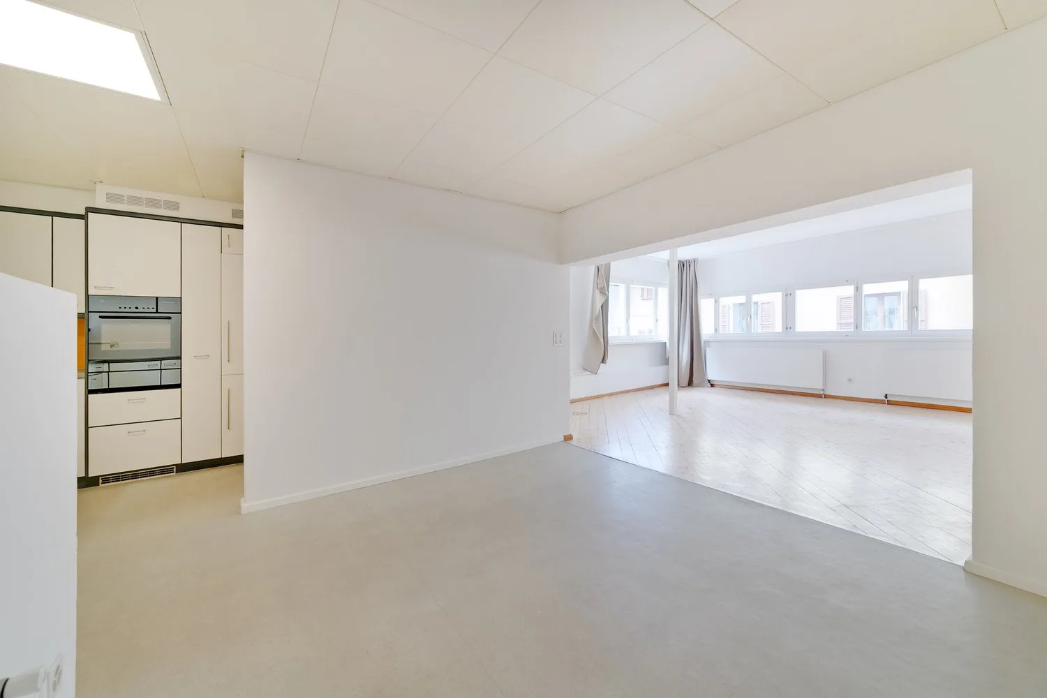2 MESI GRATUITI - Bellissimo loft ristrutturato di 120 mq a Cadro
