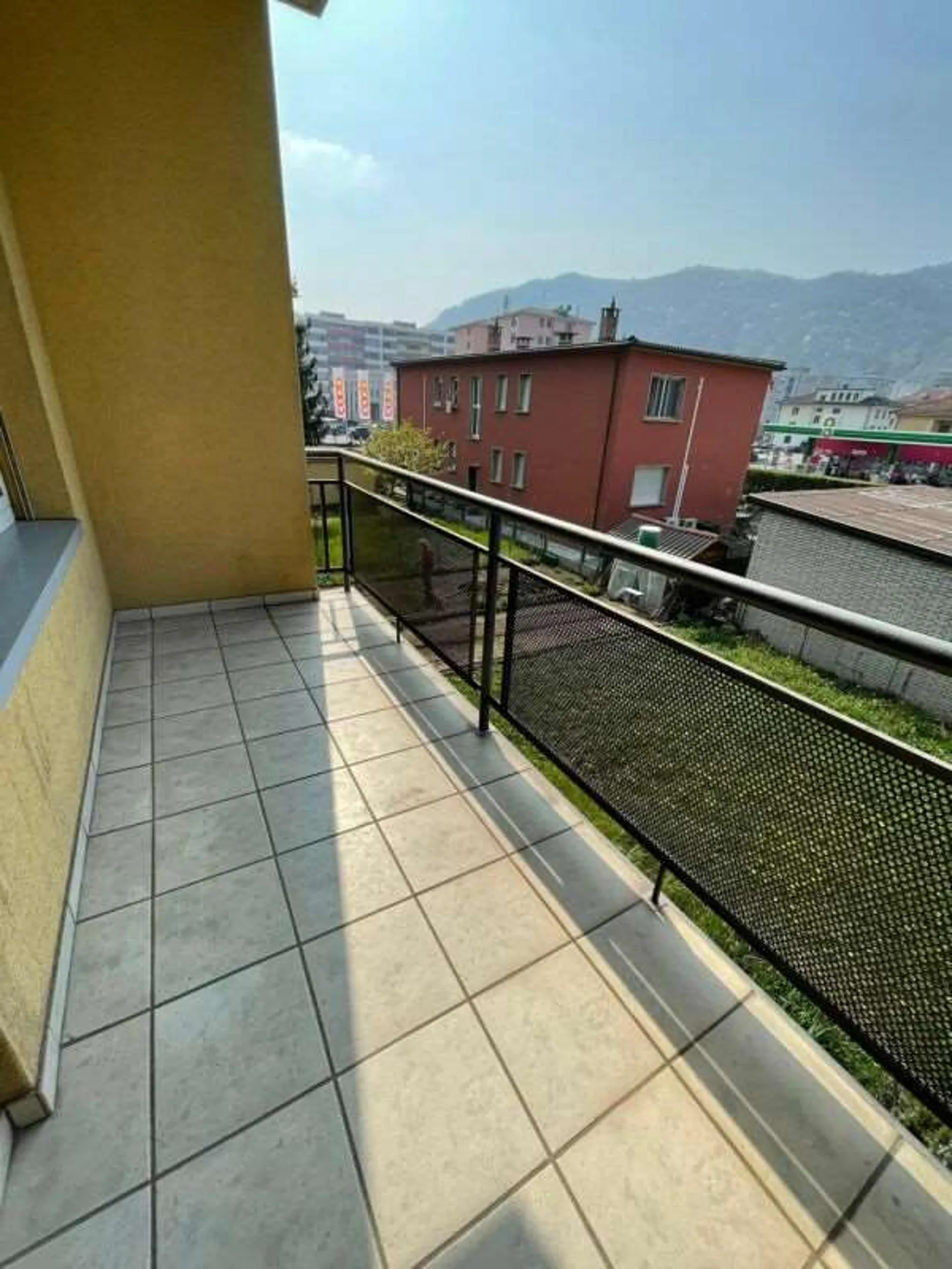Zweizimmerwohnung im Zentrum von Chiasso, zweite Etage