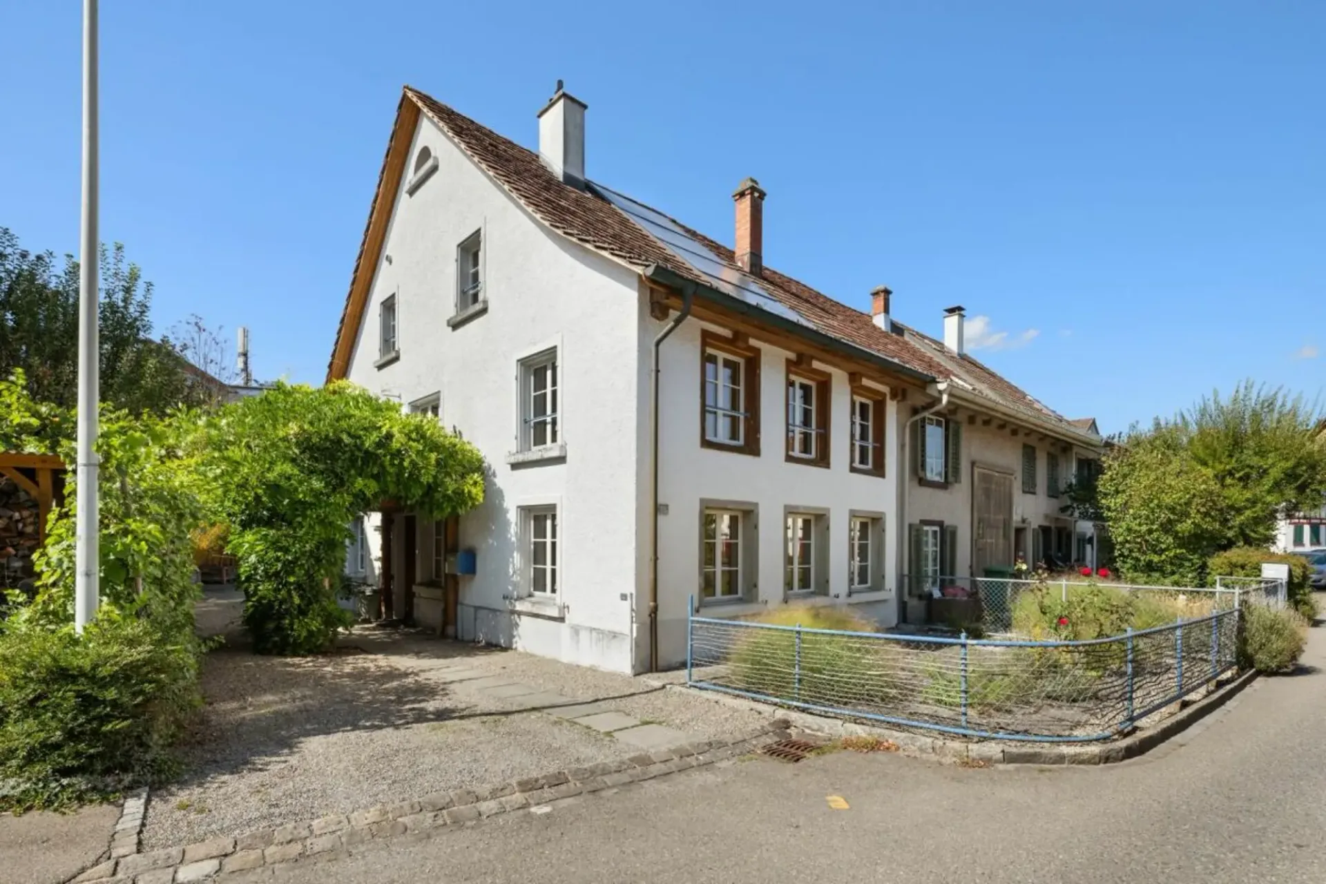 5.5-room Flarzeck house completely renovated for well-being