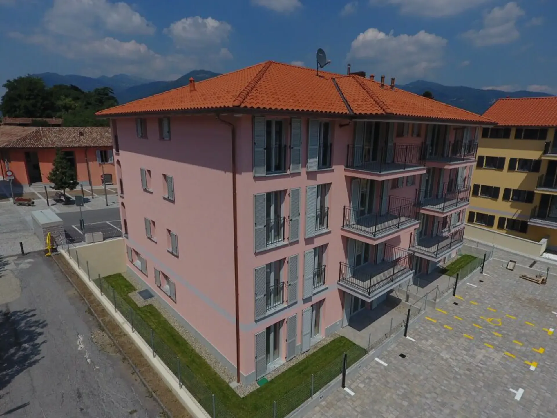 Apartment with 3.5 rooms and garden in Novazzano - Available from 15.03.2027