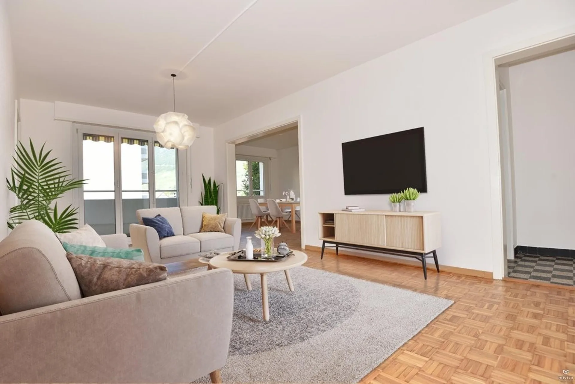 Bel appartamento con balcone e cantina, a due passi dai negozi