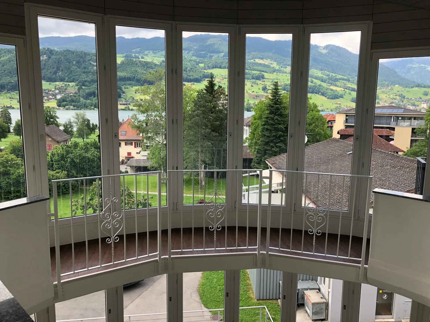 Deliziosa maisonetta 5.5 locali a Sachseln – vivere con un panorama montano