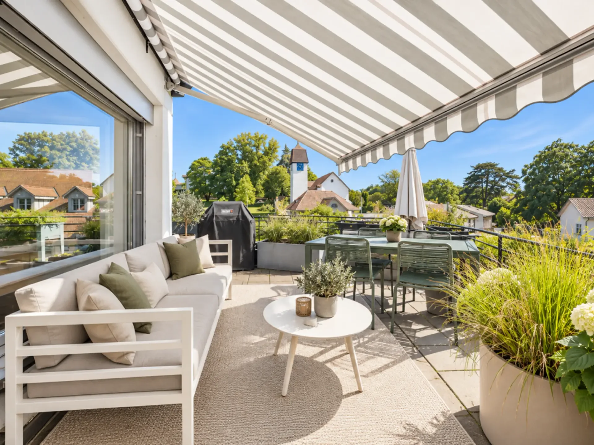 Appartement en attique 3½ pièces avec bureau louable séparément à Muri près de Berne