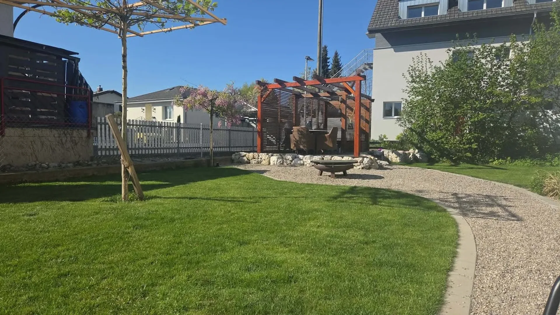 Freistehendes 5-Zimmer-Einfamilienhaus mit grossem Garten in Kirchberg
