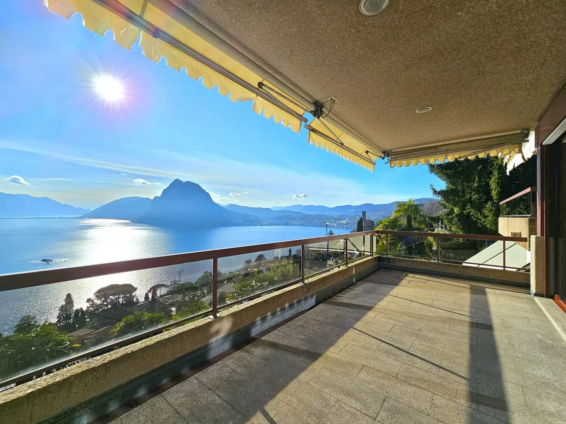 Ruvigliana: Luxuriöse 5.5-Zimmer-Wohnung mit bezauberndem Seeblick, privatem Garten und Terrassen