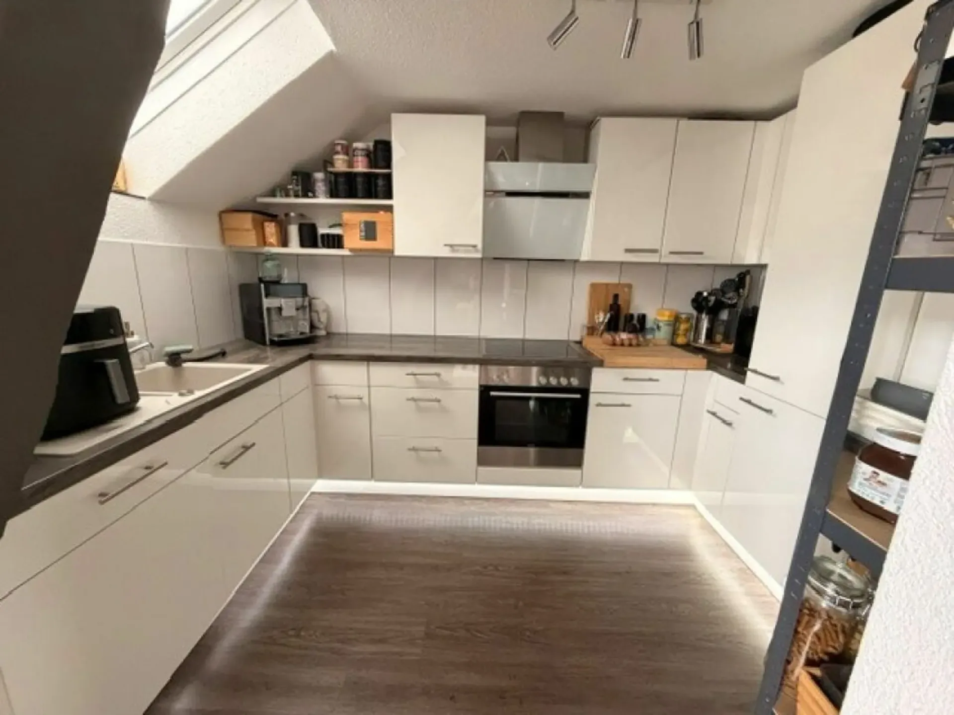 Spacious 4-room apartment