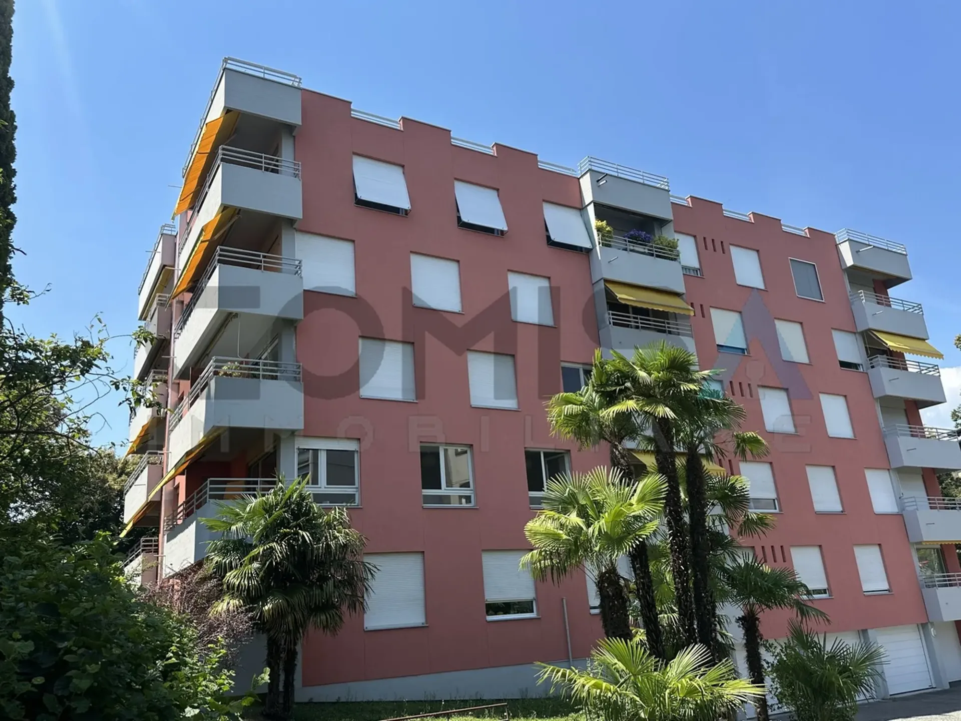 LUGANO - BESSO Appartamento 3.5 locali da ristrutturare